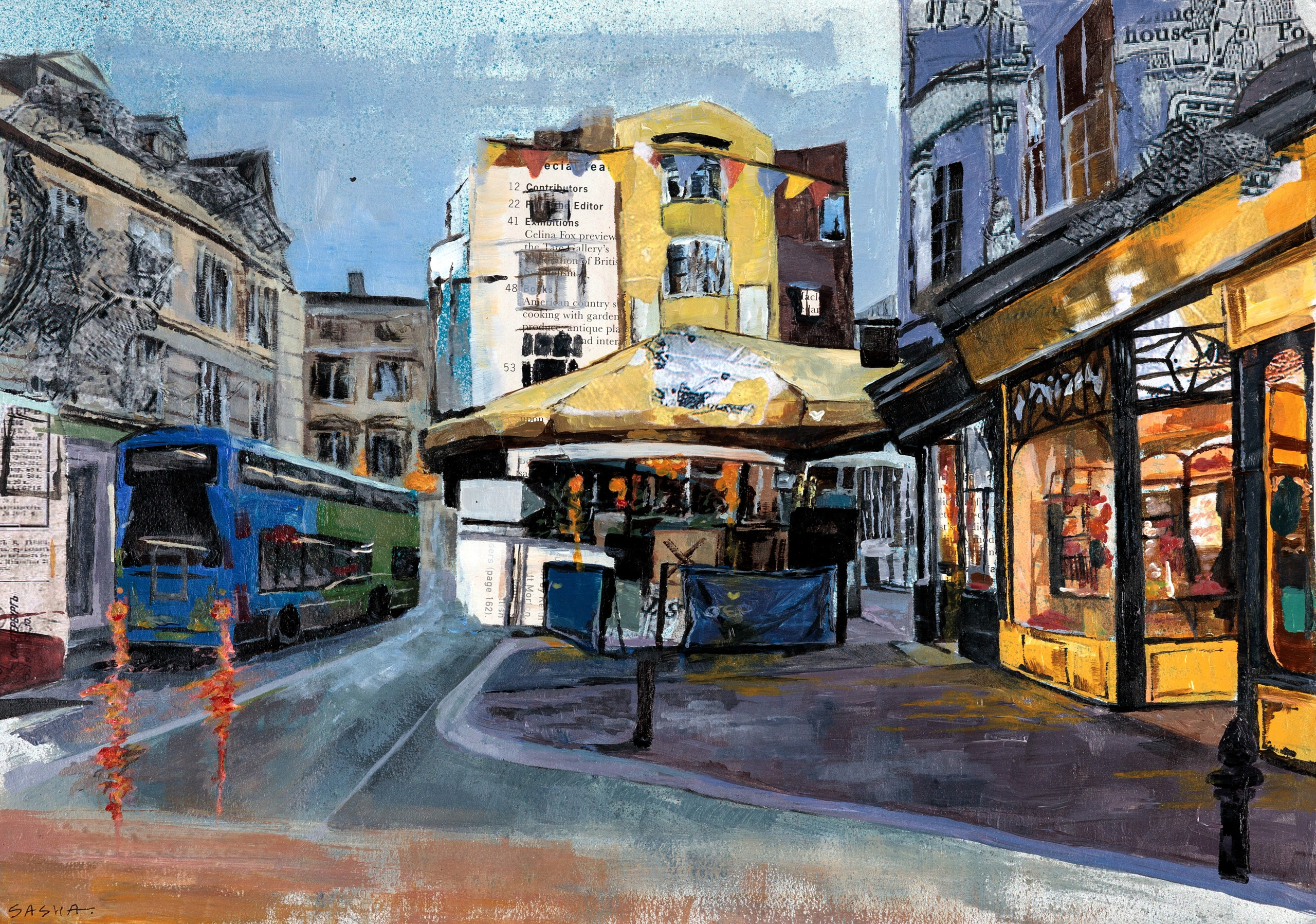 Городская площадь в Брайтоне Великобритания с кафе, магазином и проезжающим автобусом