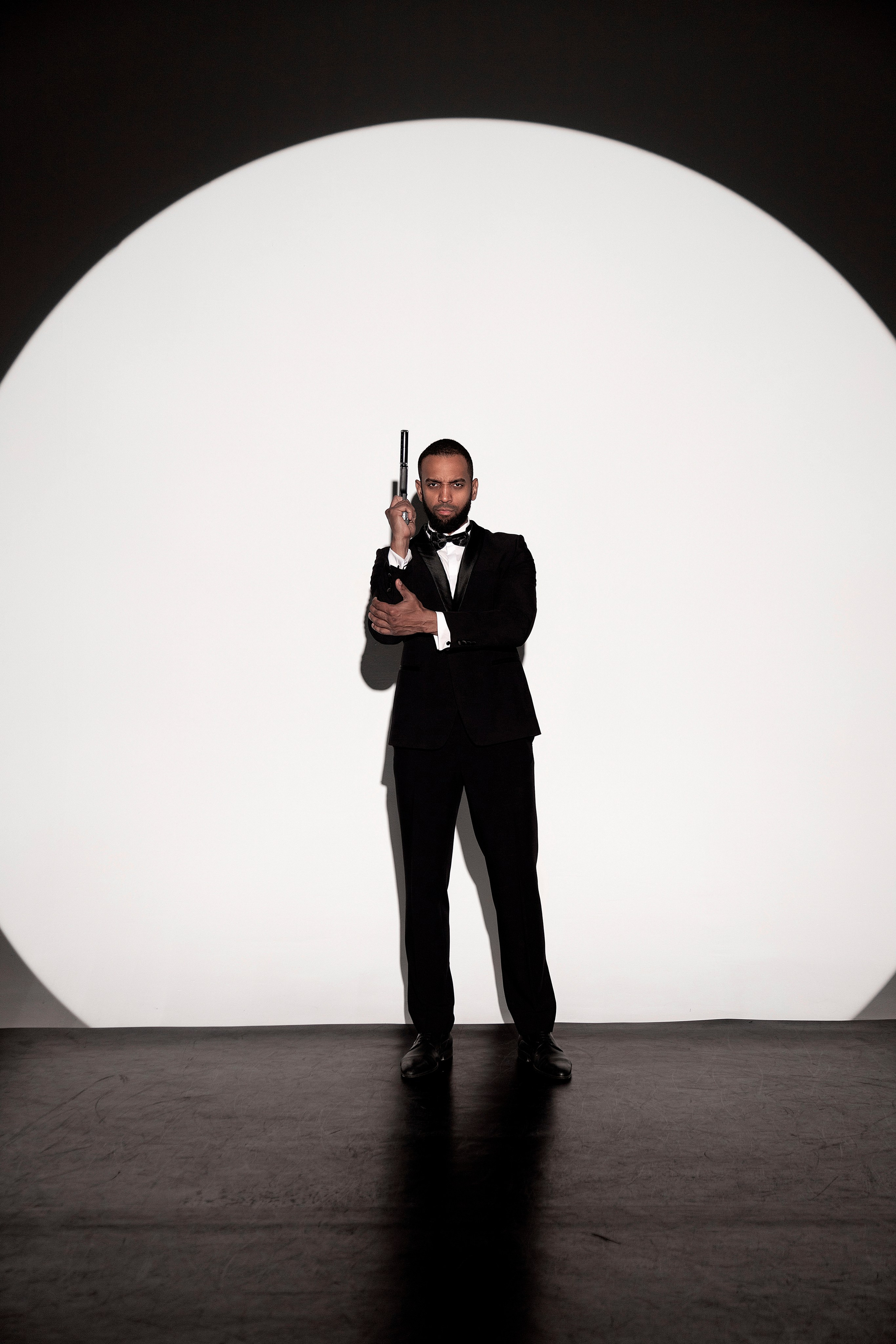 Джеймс Бонд. Настасья Перова Фотограф