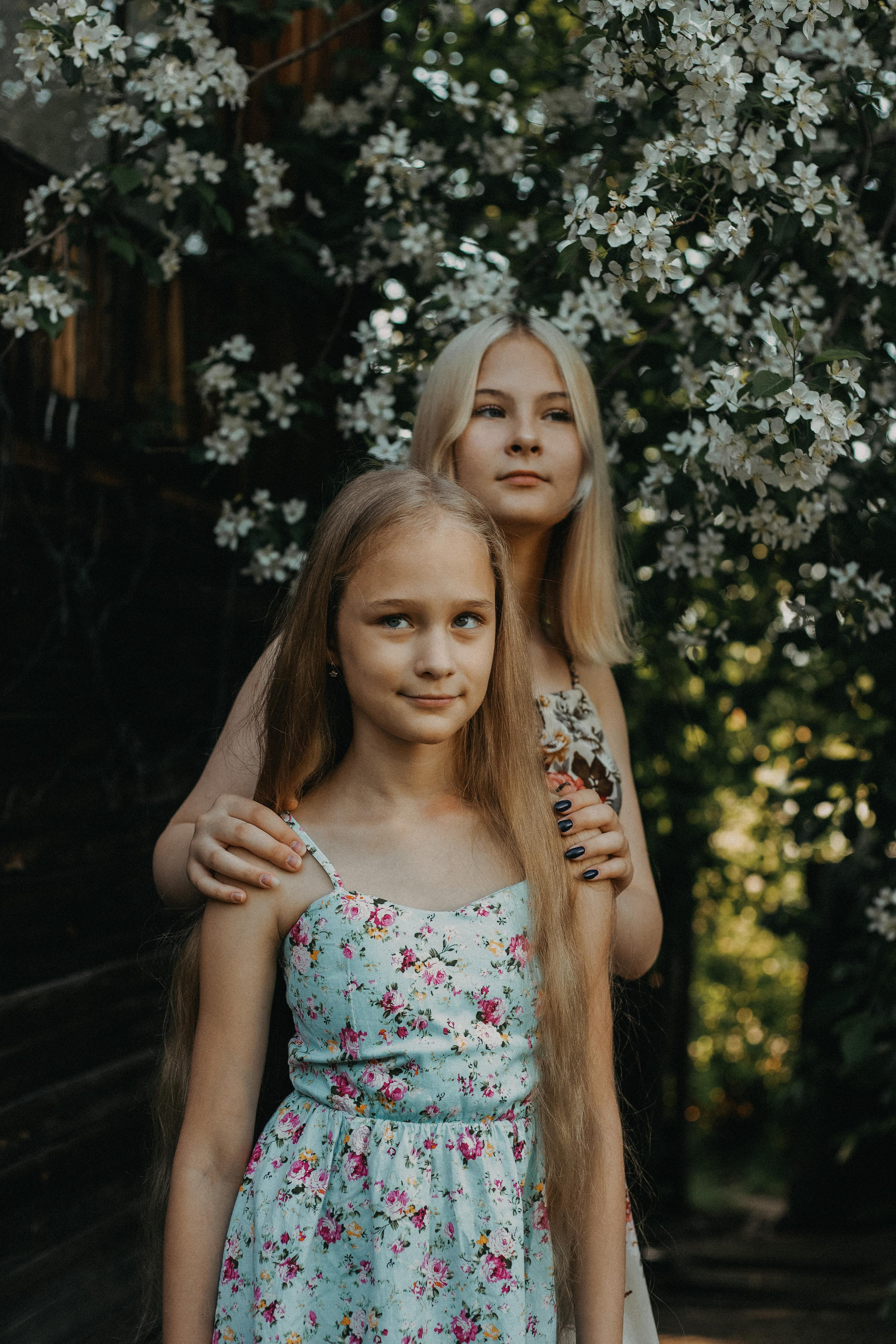 Сестры Лиза и Ира. Семейный и детский фотограф город Тында Дарья