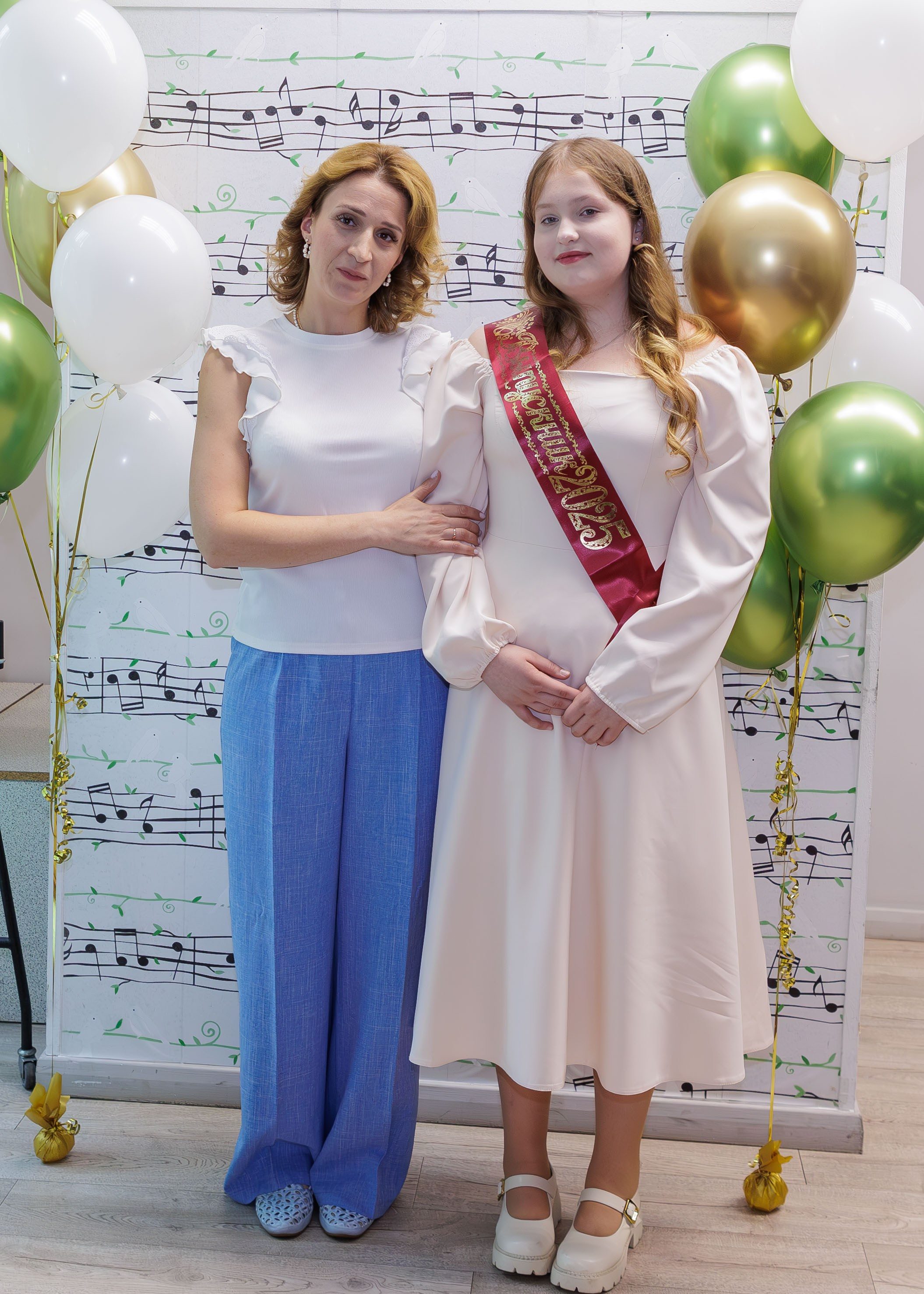 Вручение дипломов в Детской музыкальной школе имени Н. П. Будашкина. Выпускные альбомы и школьный фотограф в Подольске, Троицке, Щербинке, Москве и Московской области
