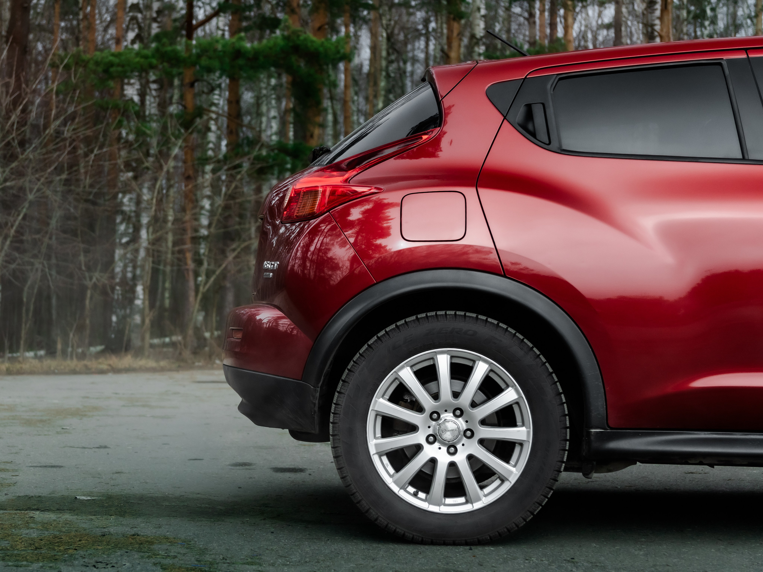 NISSAN JUKE JAPAN. Opasnophoto