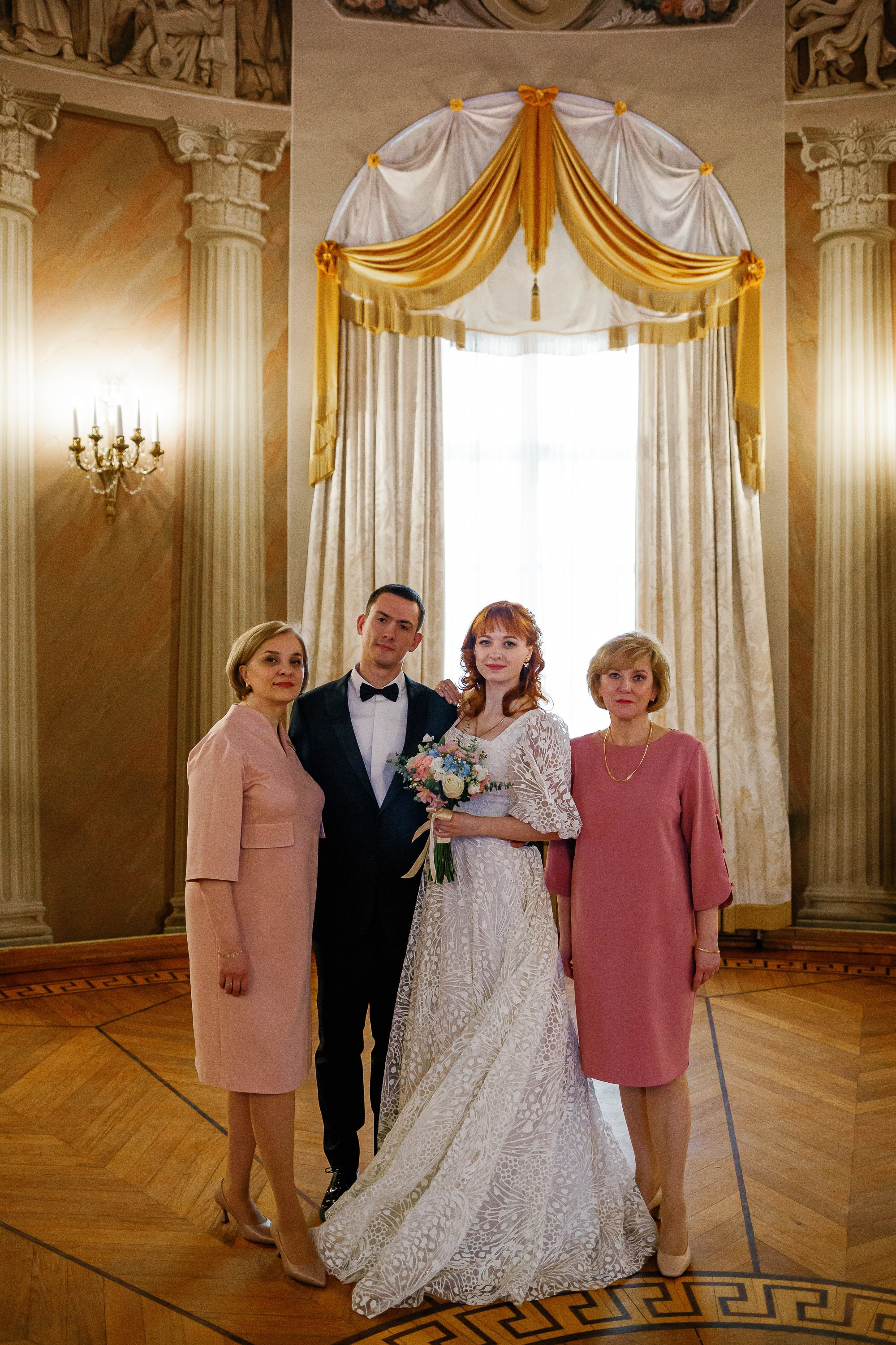 Свадебная фотосессия в музее усадьбе Люблино