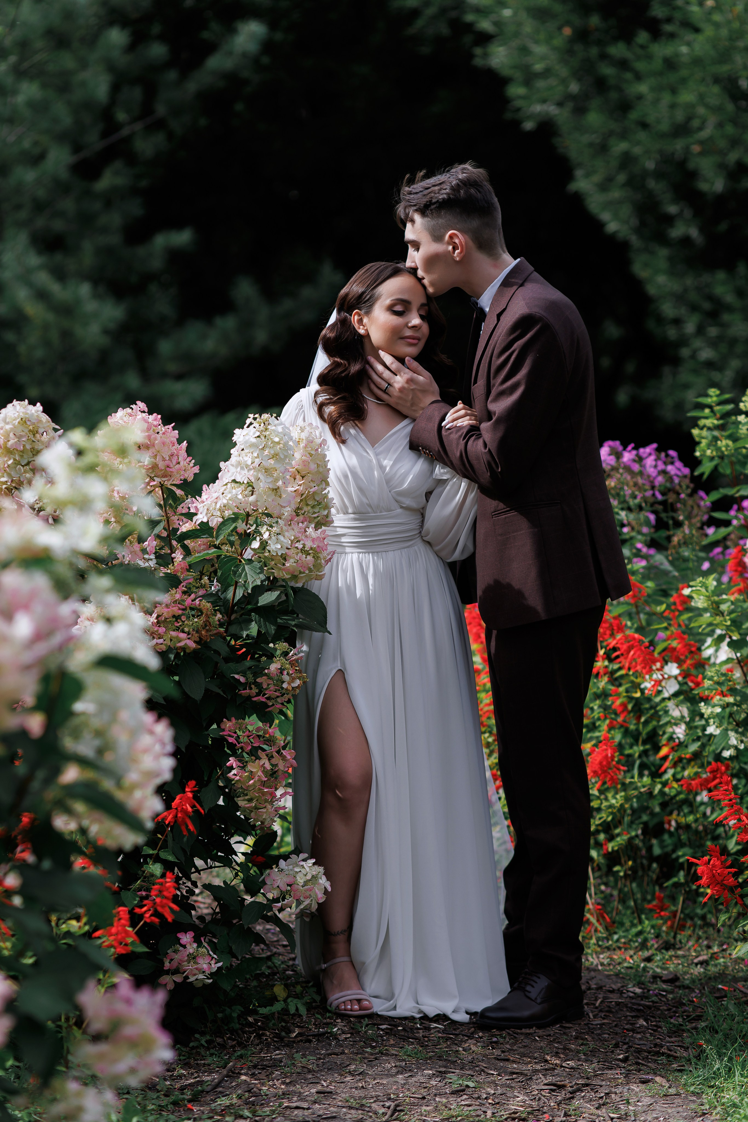 Екатерина и Денис. Свадебный фотограф в Омске Яна Савина