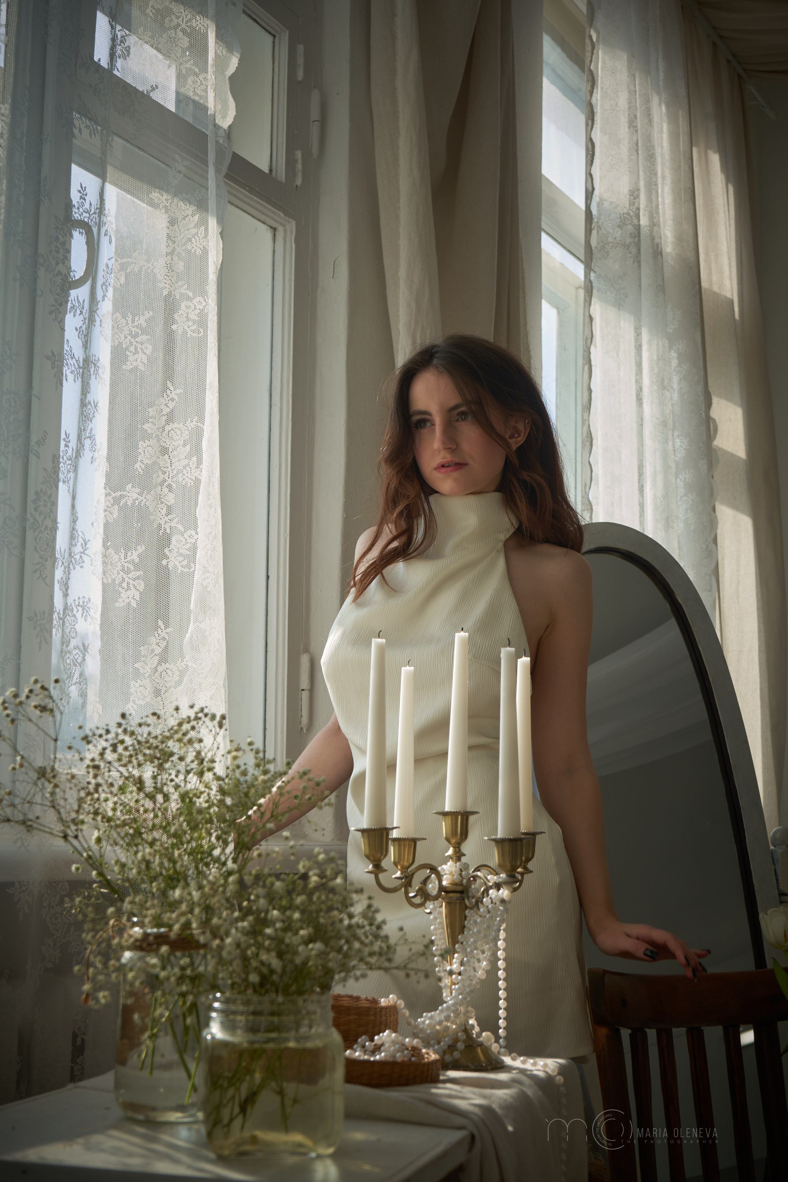 Настя в цветах. Фотограф Мария Оленева