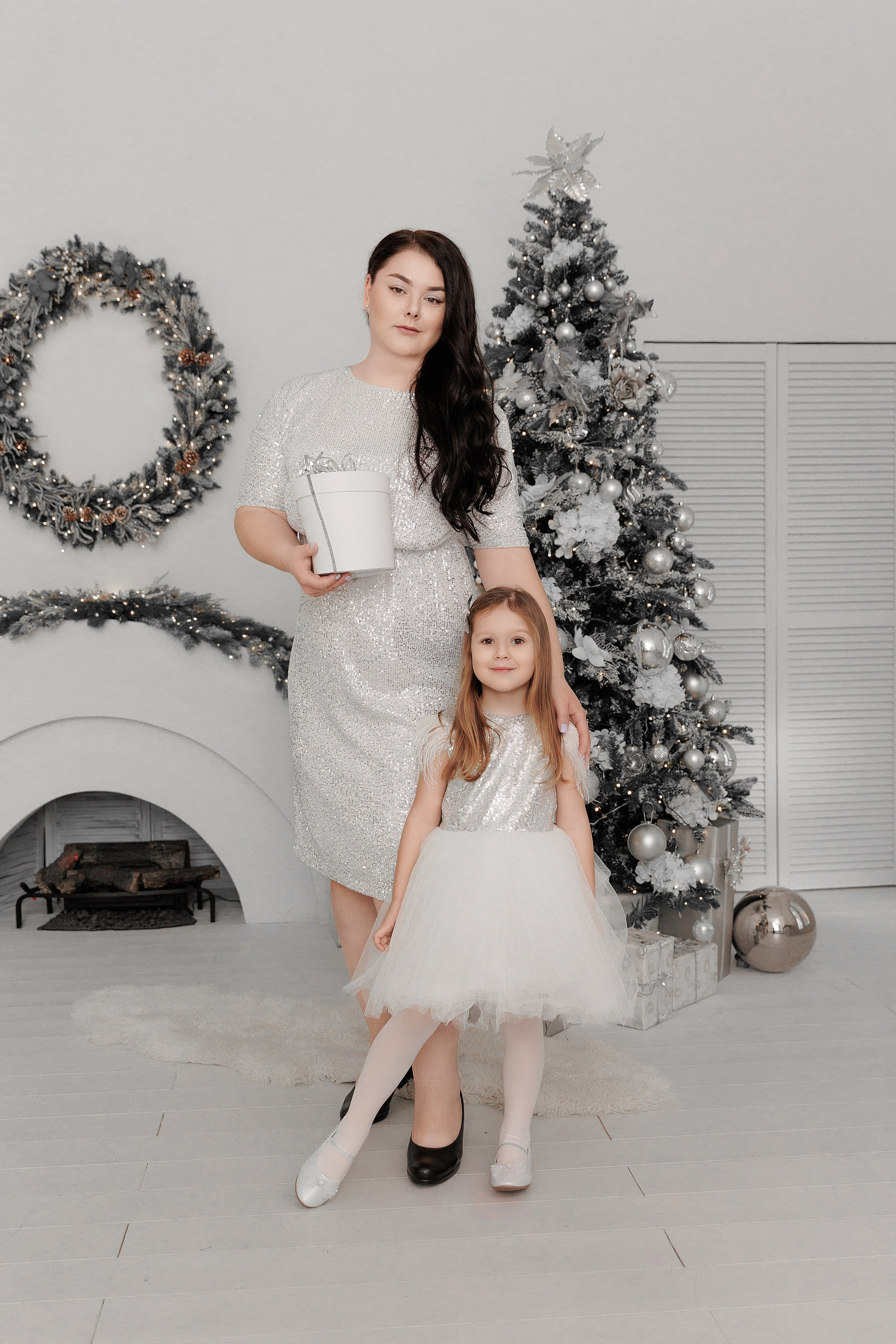 Яна с семьей. Фотограф женского портрета, беременности и материнства Харькова Елена