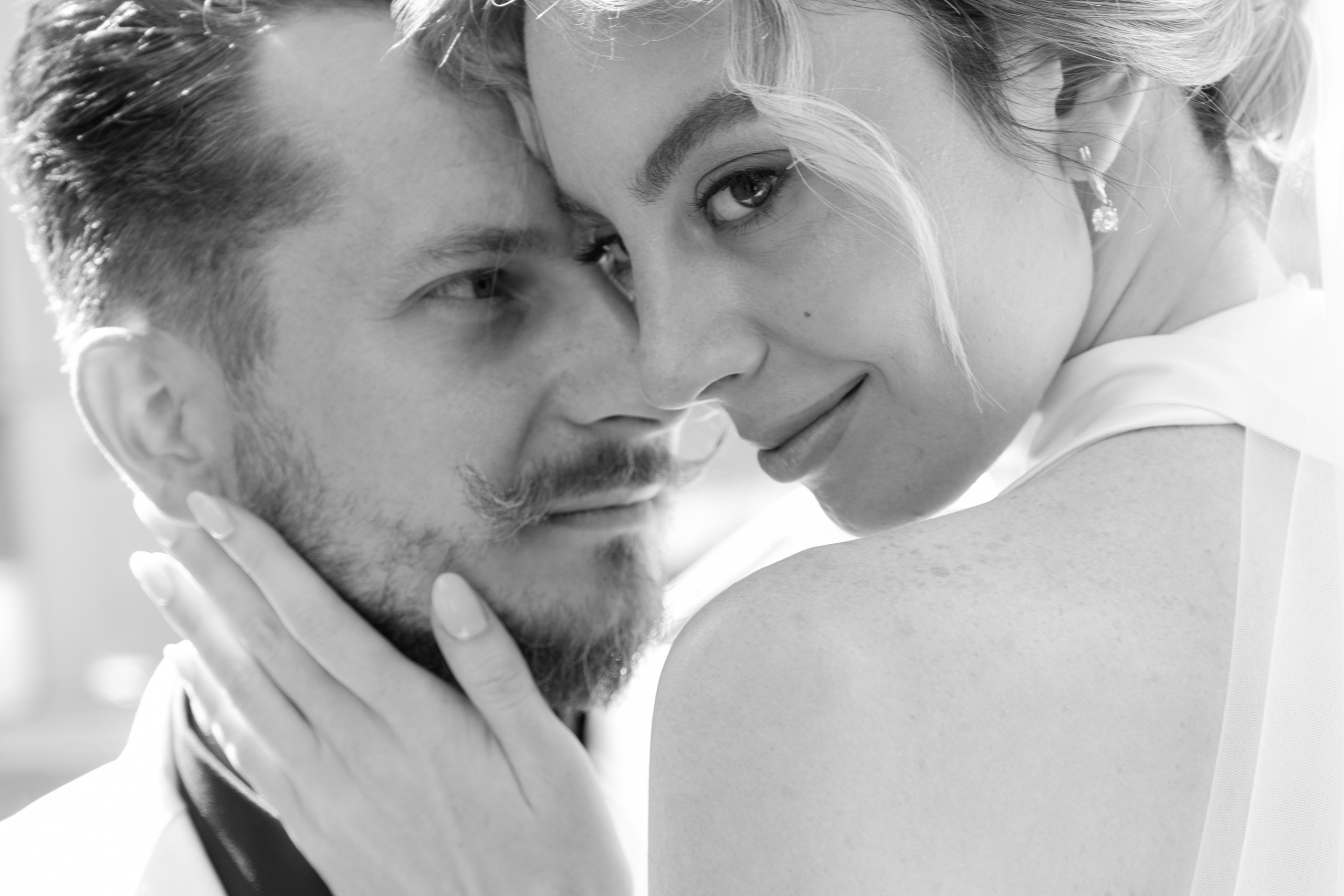 Alexander Alina. Wedding photographer