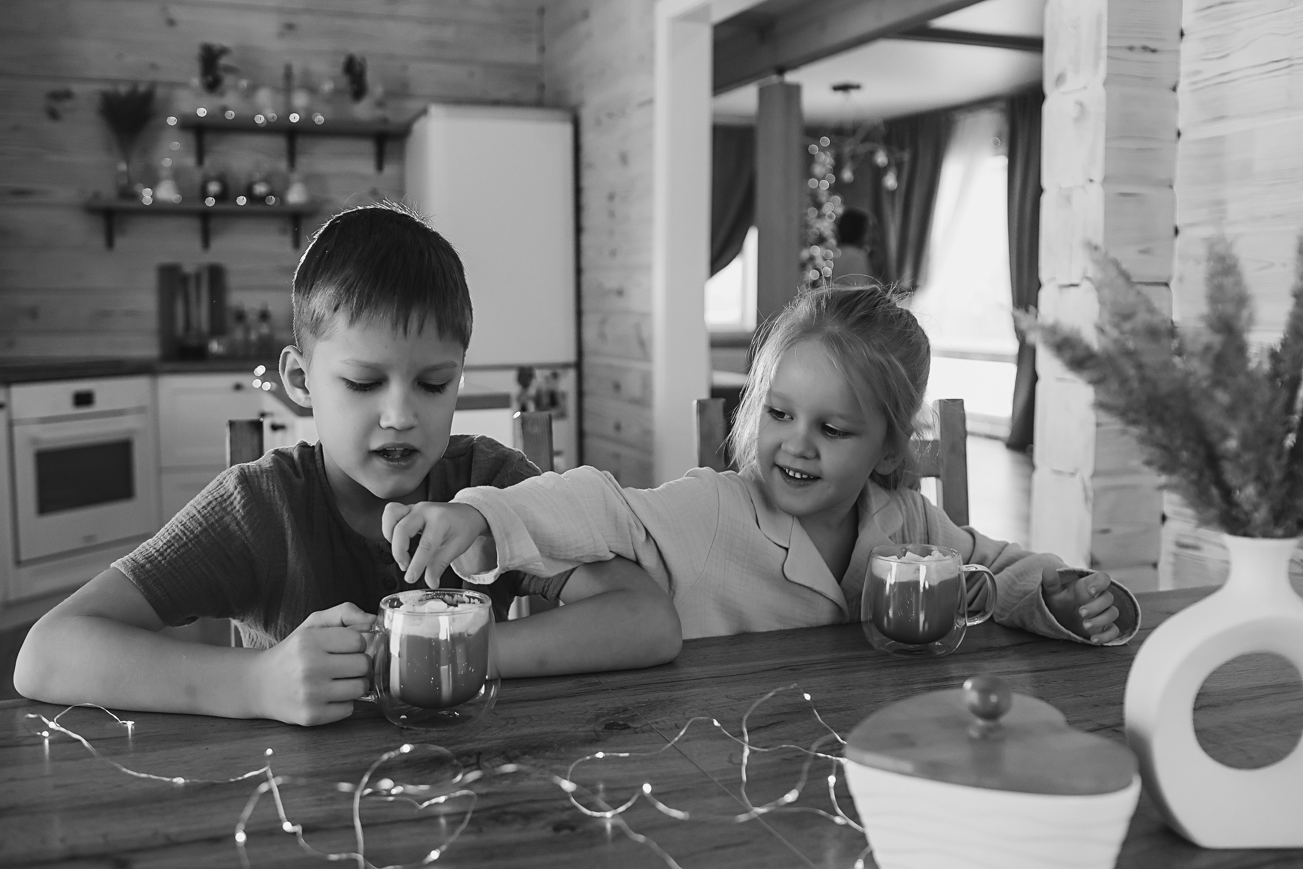 Домашняя. Семейный фотограф Тюмень, фотограф на роды Салмина Мария