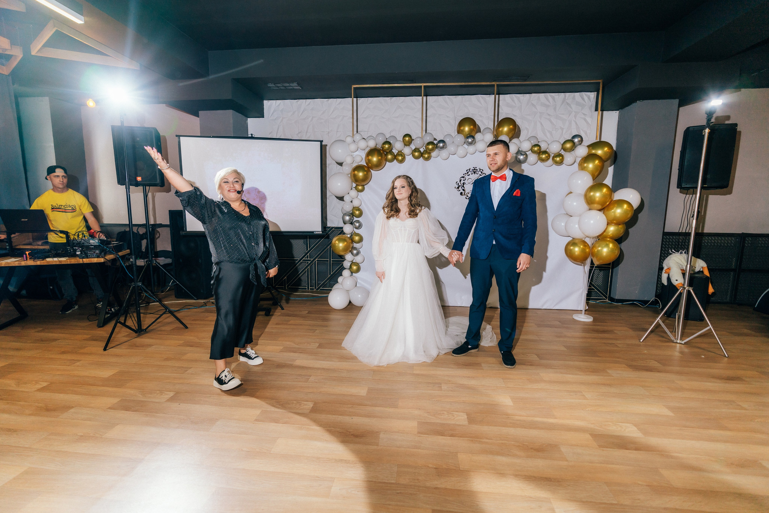 Красный кабриолет. Фотограф Ангарск Иркутск Ксения Король