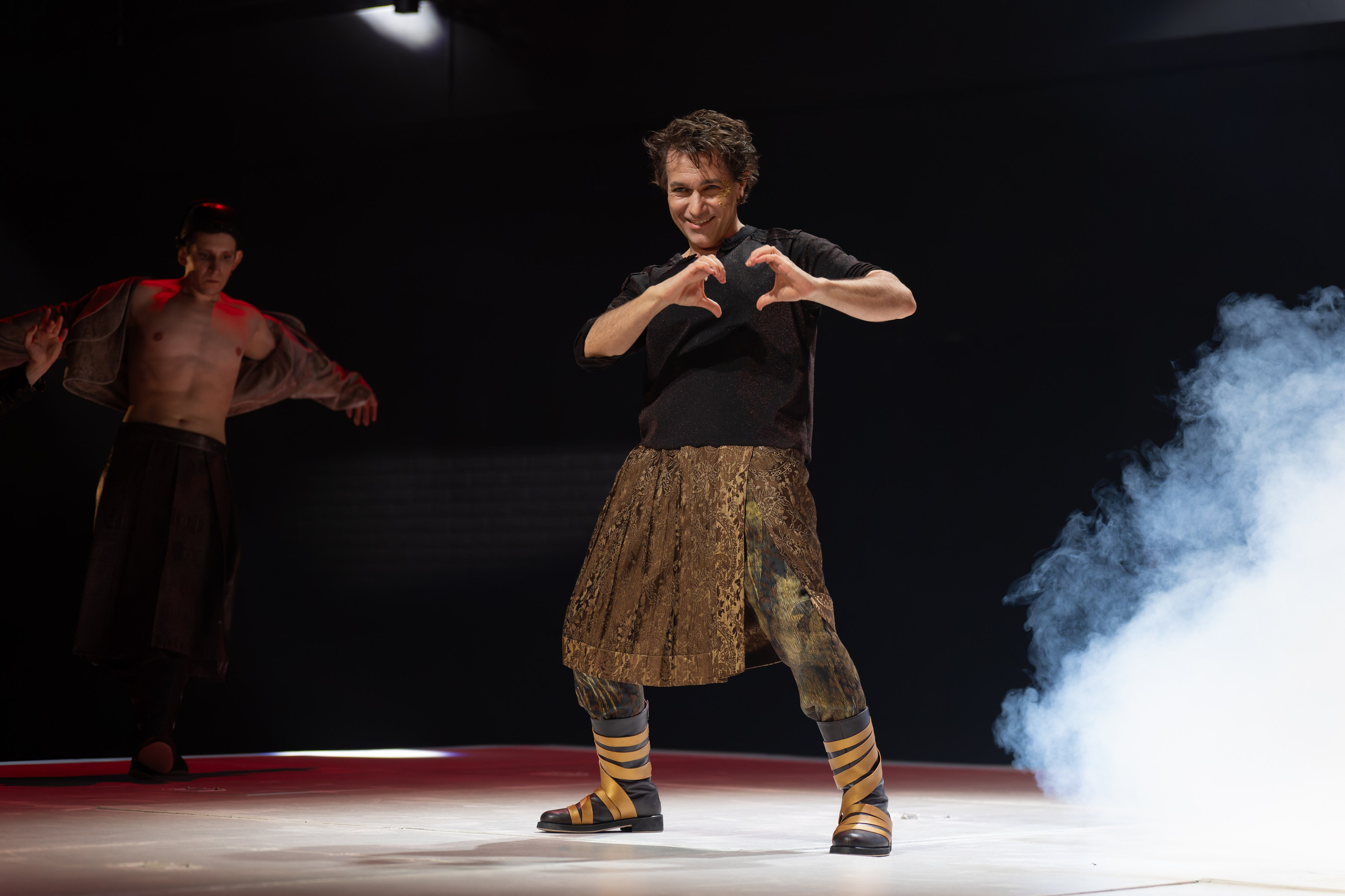 Театр Шалом: Лисистрата. Сайт фотографа Сергея Абрамова