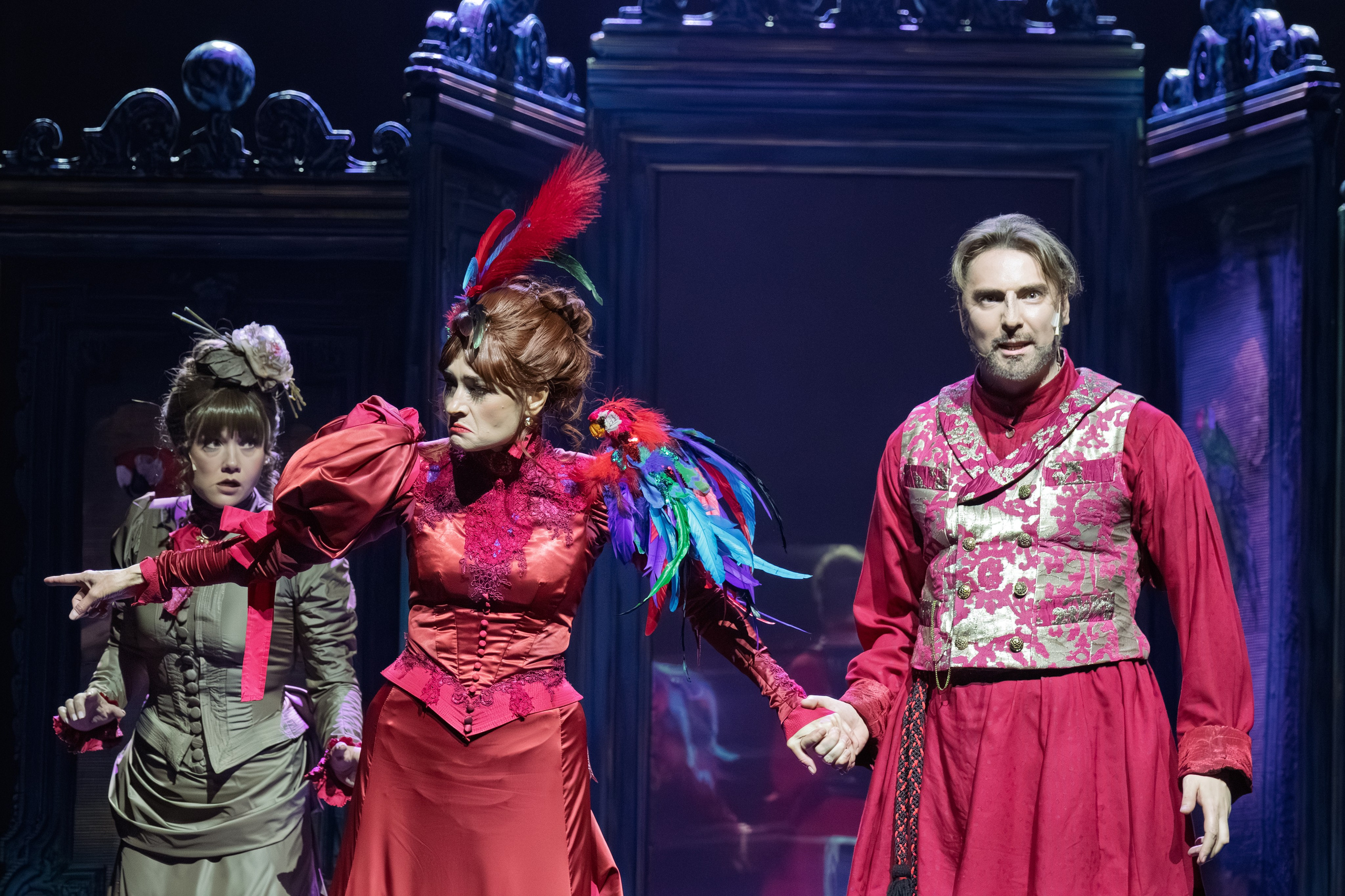 Театр Терезы Дуровой: Малахитовая Шкатулка. Сайт фотографа Сергея Абрамова