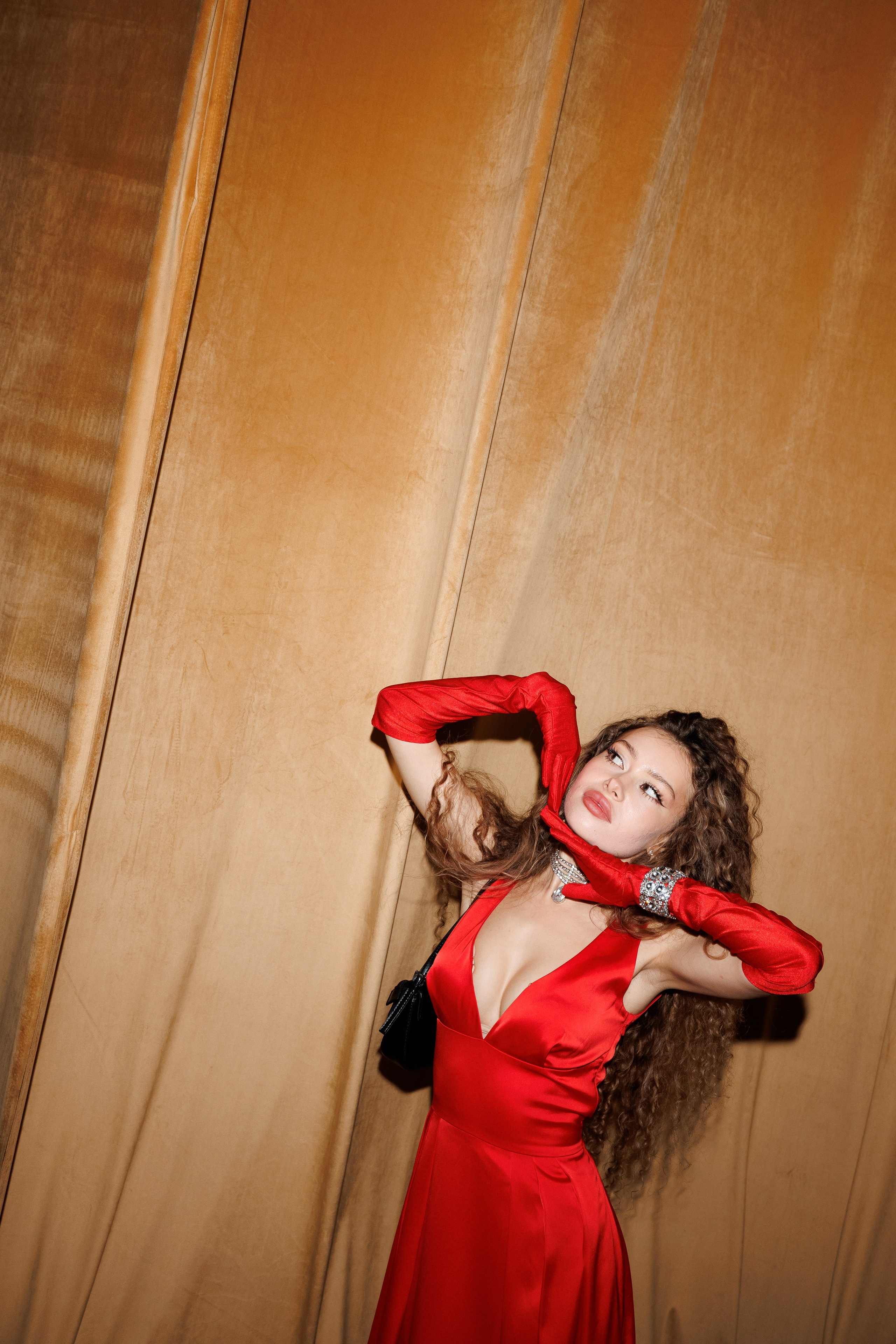 PARISIENNE. Lichi Fashion show. Aleksandr Tsukanov