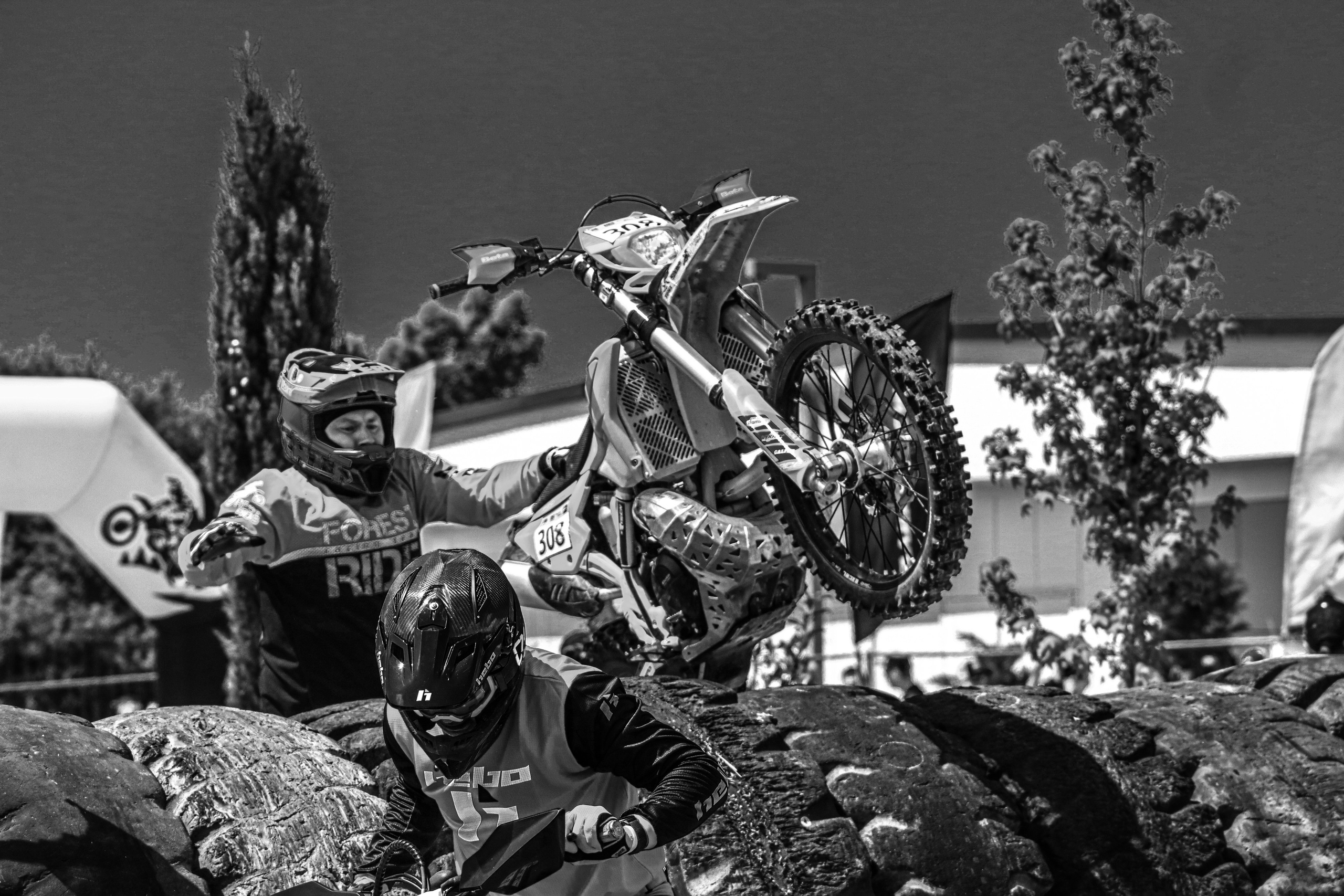Enduro. Ivaladimirovna1995.wfolio.pro