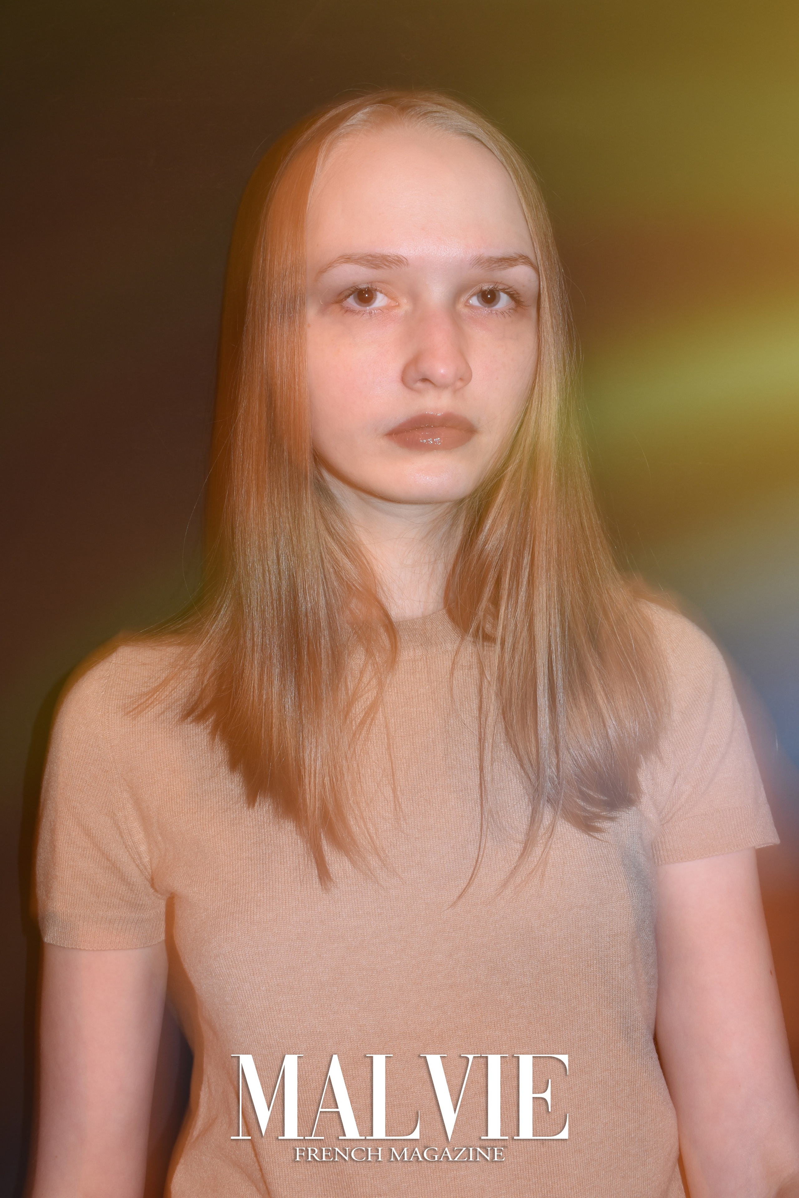 MALVIE BEAUTY French Magazine, Issue 68 Self portrait LIght painting 