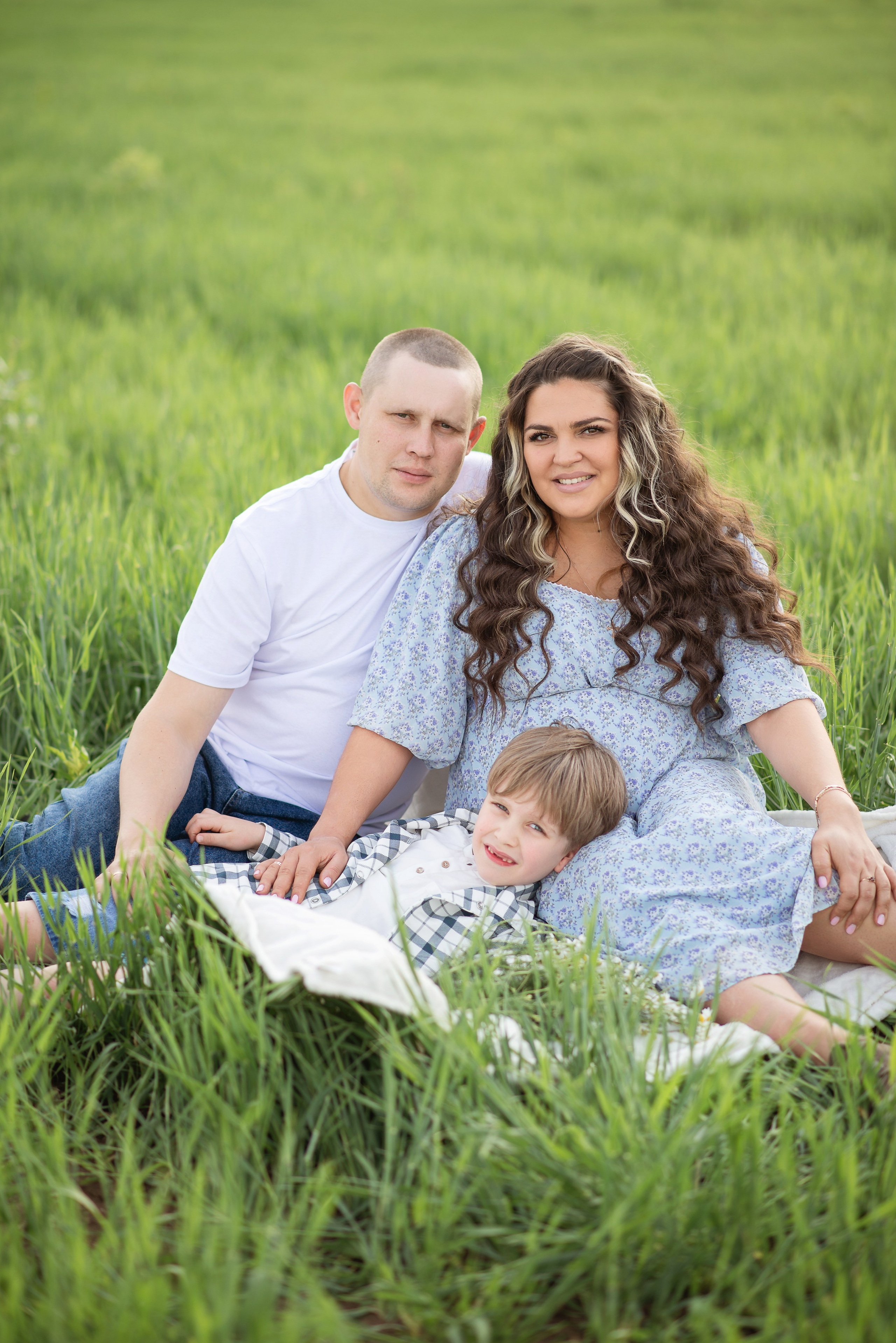 Съемка в поле. Фотограф новорожденных Екатеринбург, Первоуральск