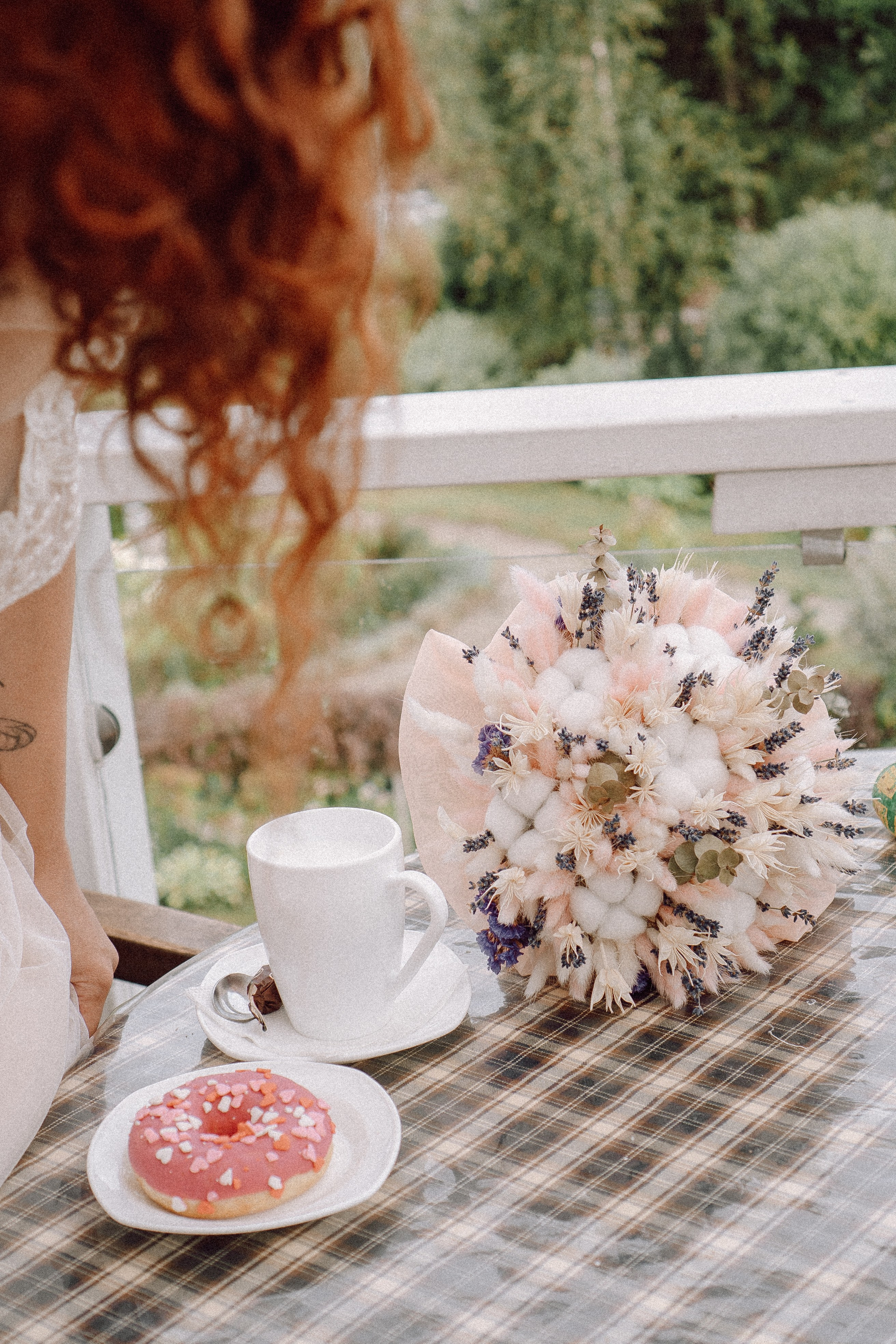 СВАДЕБНАЯ ФОТОСЕССИИЯ ПАРЫ В ГОРОДЕ ПРИОЗЕРСК В СОСНОВОМ ЛЕСУ И С ПИКАПОМ. Профессиональный фотограф, Санкт-Петербург — Виктория Богомолова