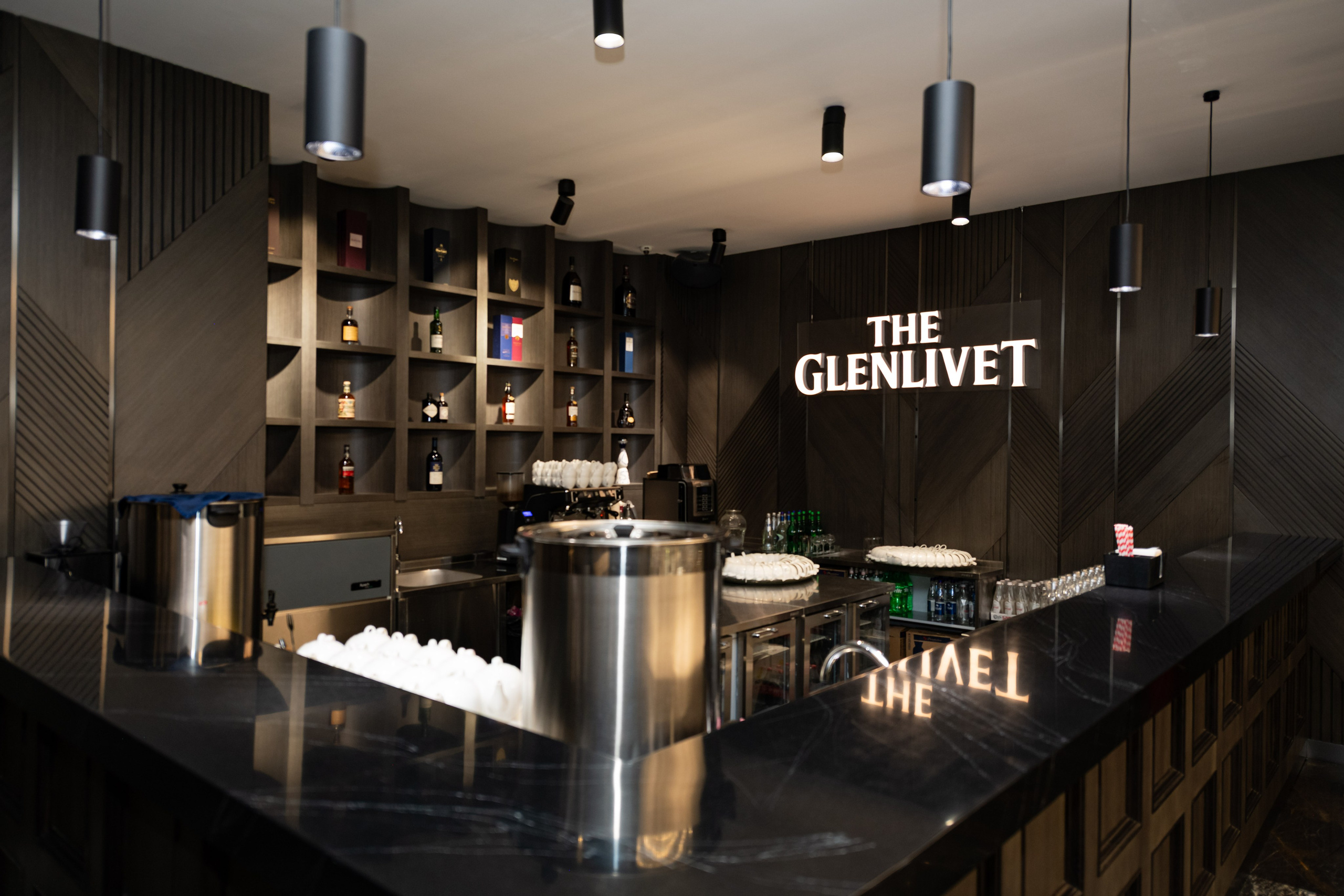 Beaujolais Nouveau 2025. Фотограф Астана, Алматы