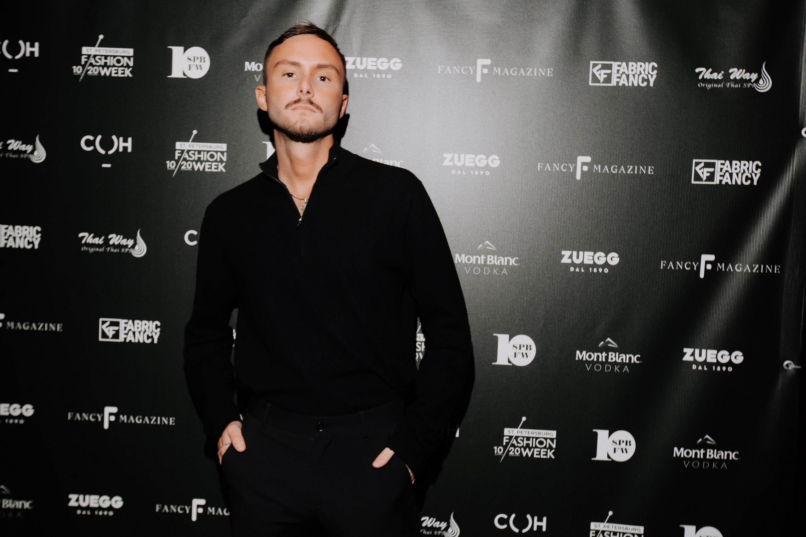 Fashion week 23. Home