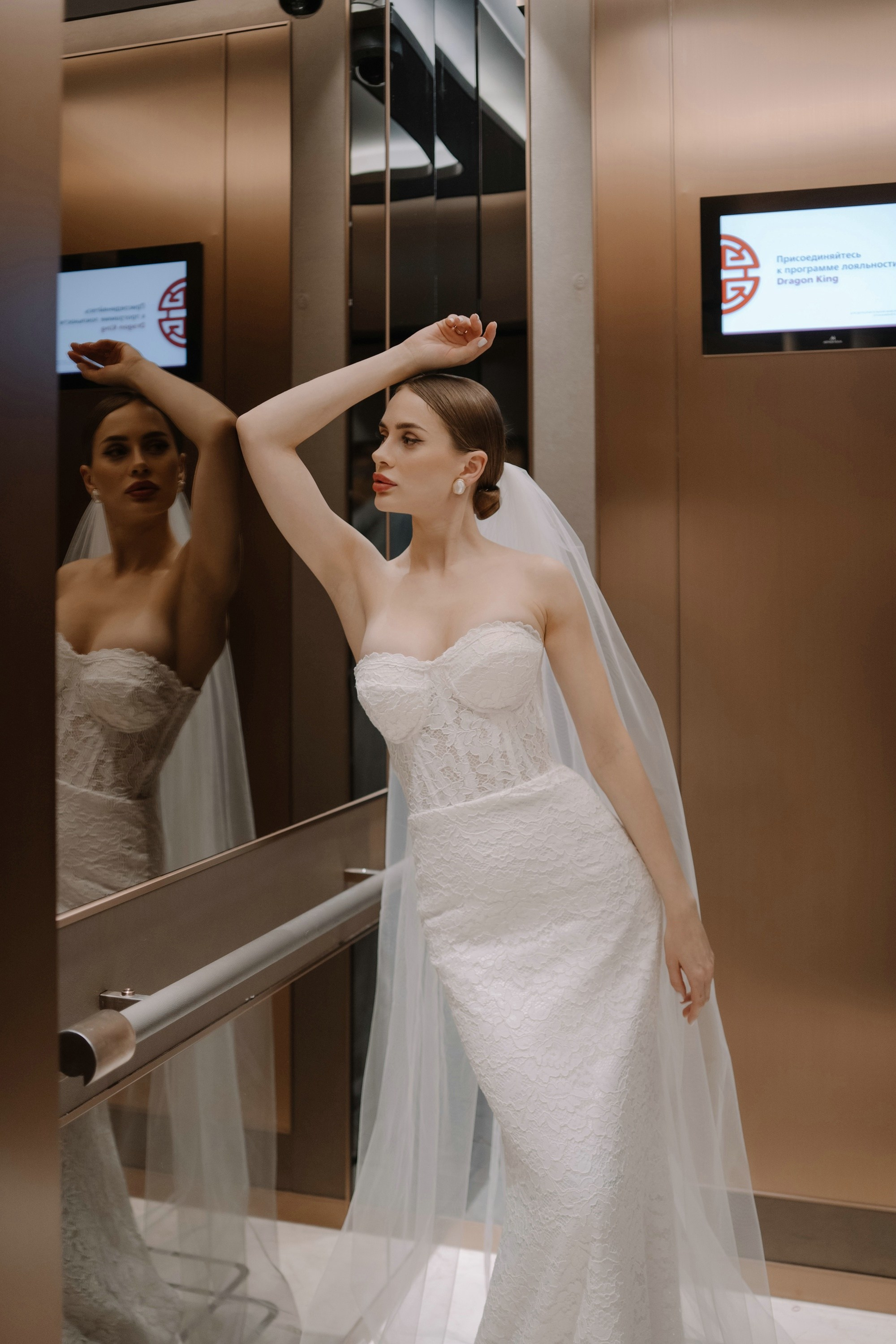 Свадебная фотосессия в Soluxe hotel Moscow. Свадебный и семейный фотограф в Москве Светлана Зоткина