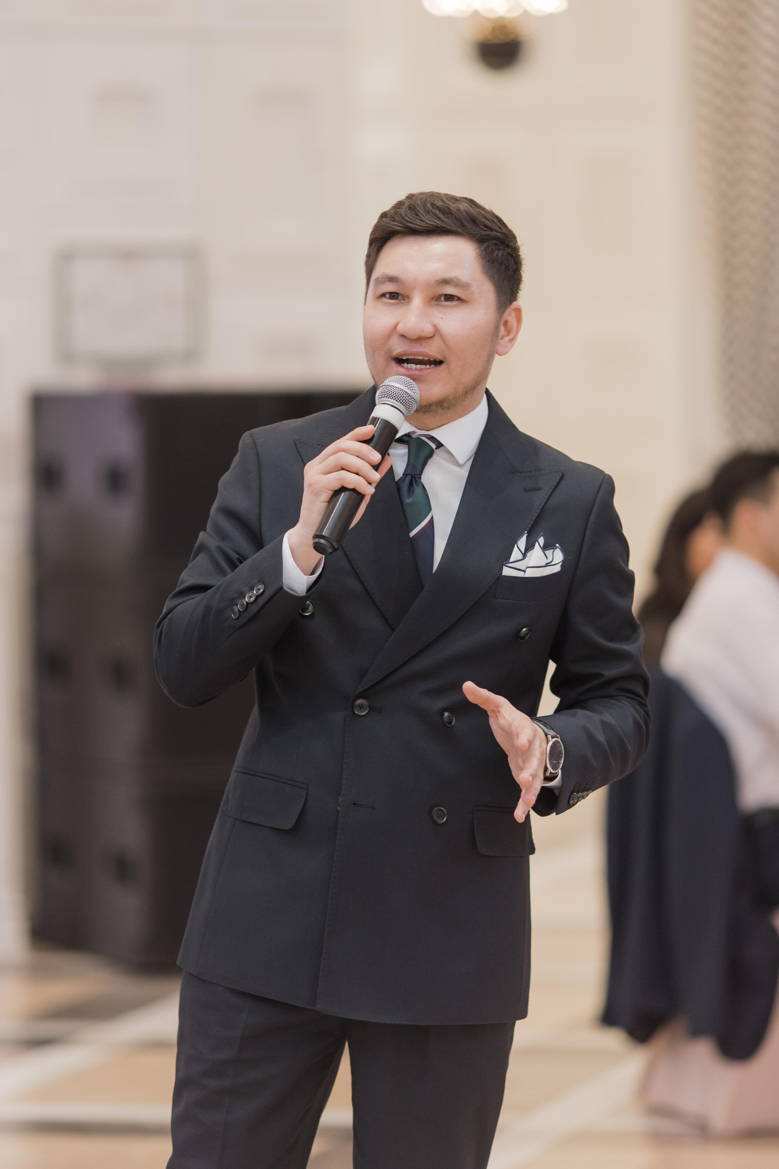 ФОТОГАЛЕРЕЯ. Официальный сайт шоумена Дархана Жусупова