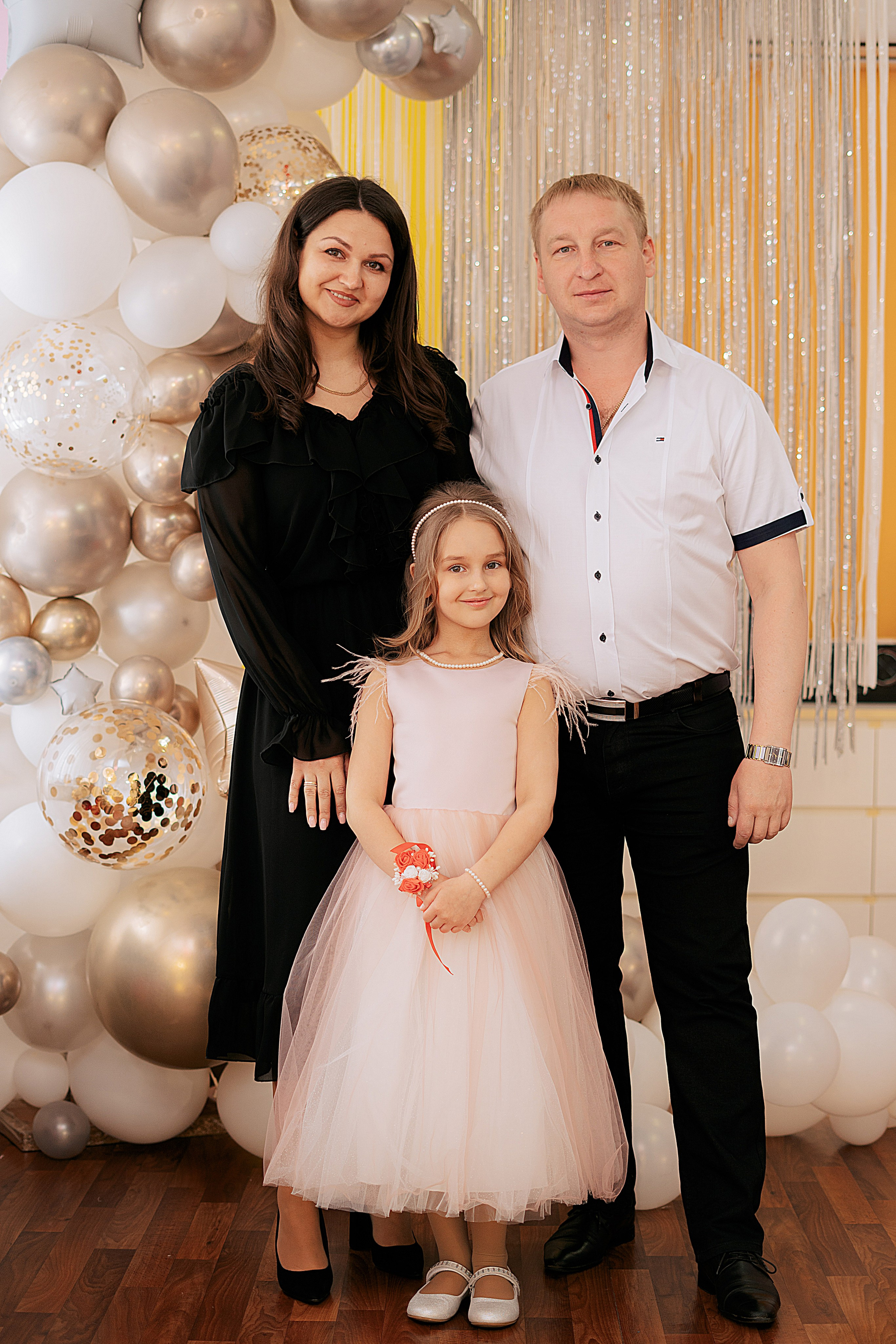 Фотосъёмка выпускного. Школьный фотограф в Челябинске. Выпускные фотоальбомы