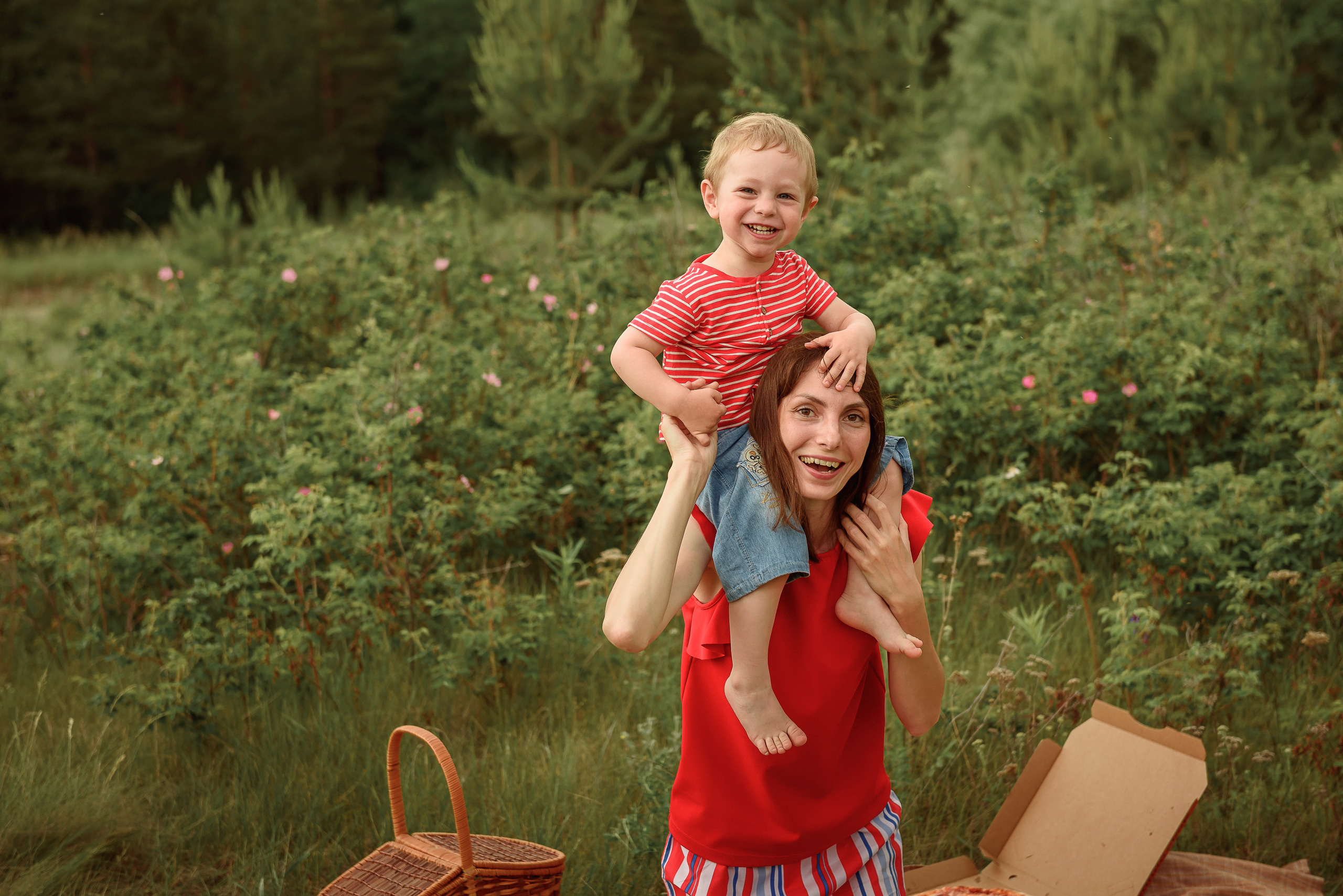 Семейная фотосессия на природе. Семейный фотограф в Братске Маклакова Татьяна