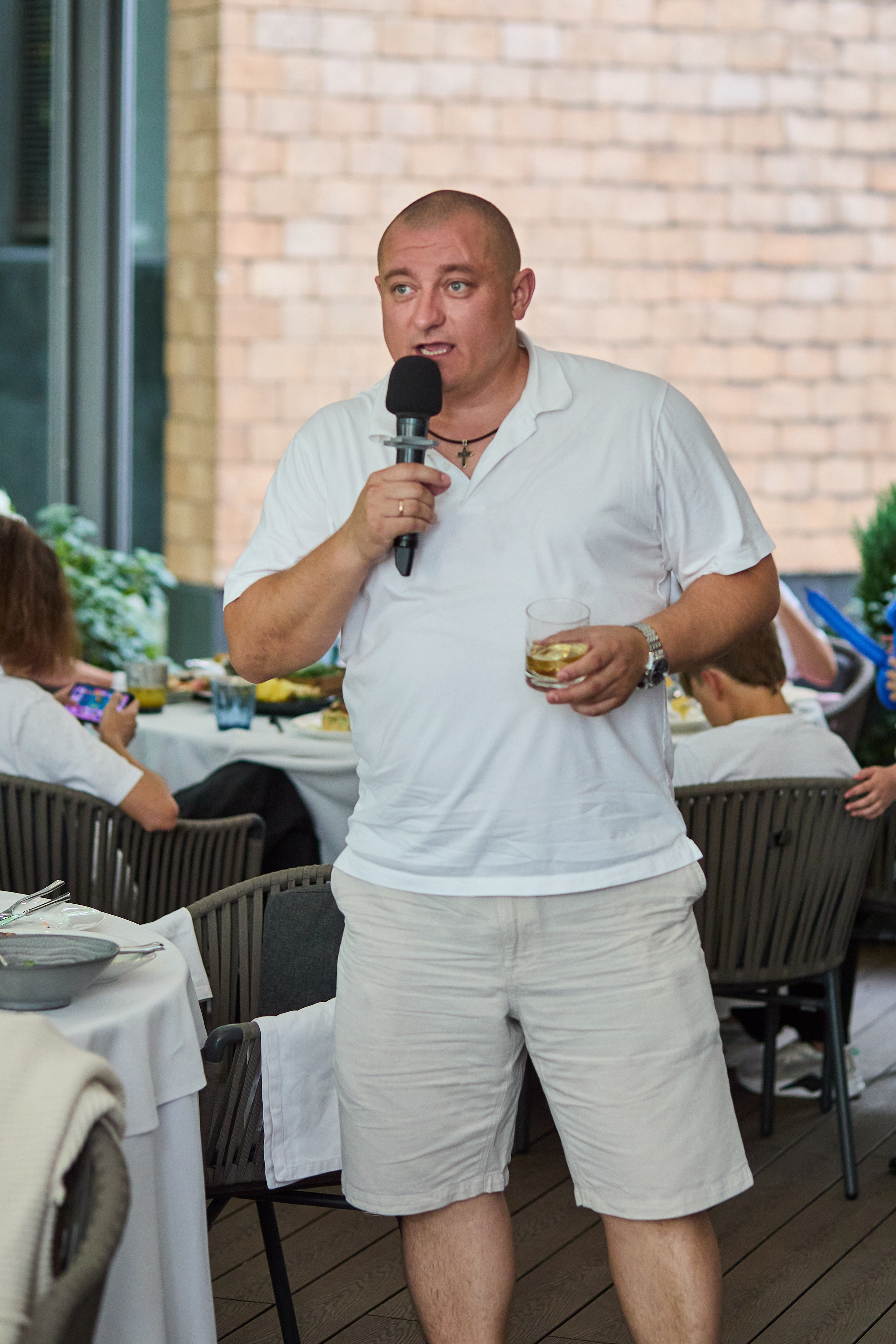 День Рождения 45 лет в ресторане «Ривьера». Александр Осин — корпоративный и семейный фотограф в Москве