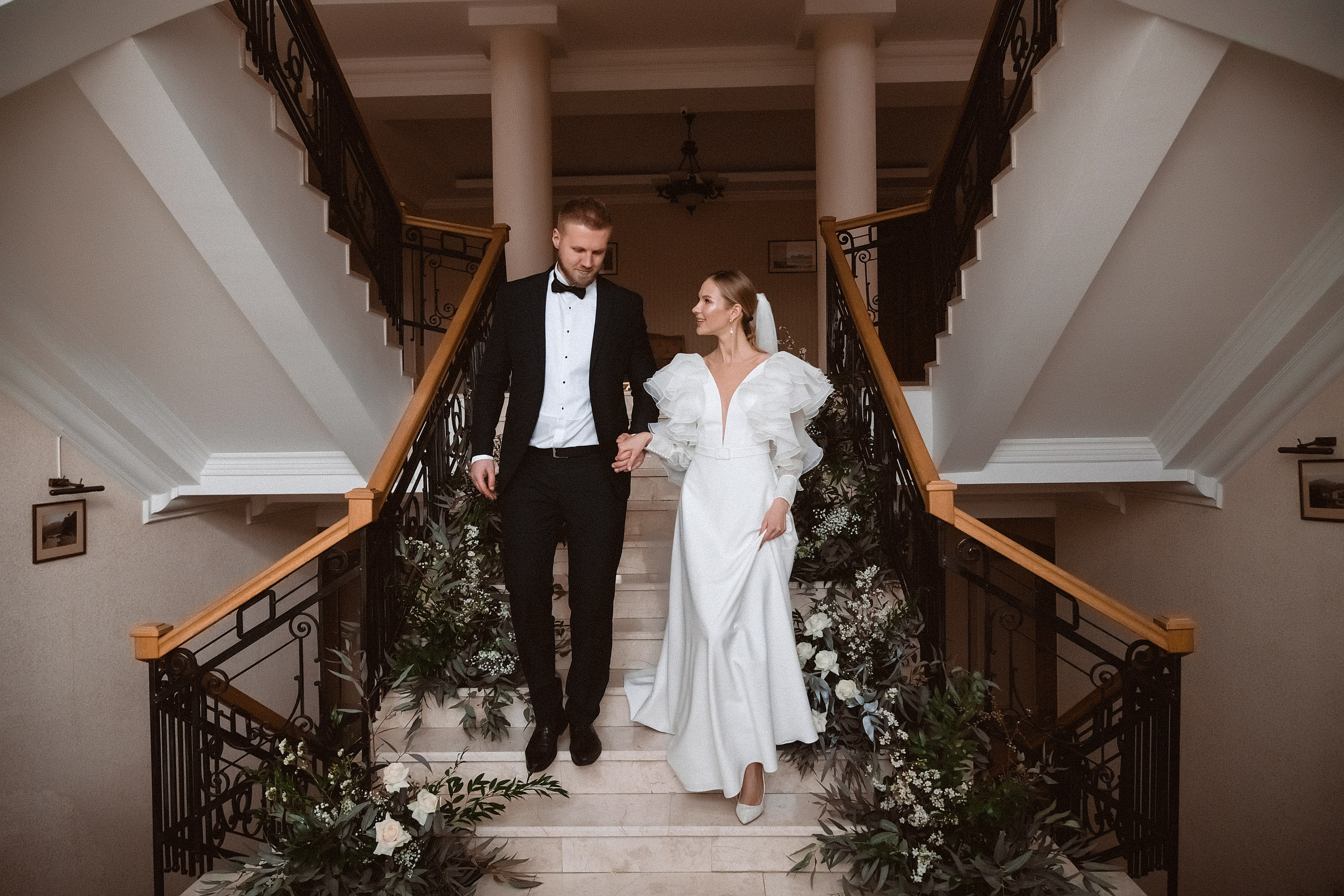 Свадебная фотосессия в отеле RIVIERA SUNRISE RESORT & SPA. Свадебный и семейный фотограф и видеограф, Крым, Москва, Санкт -Петербург