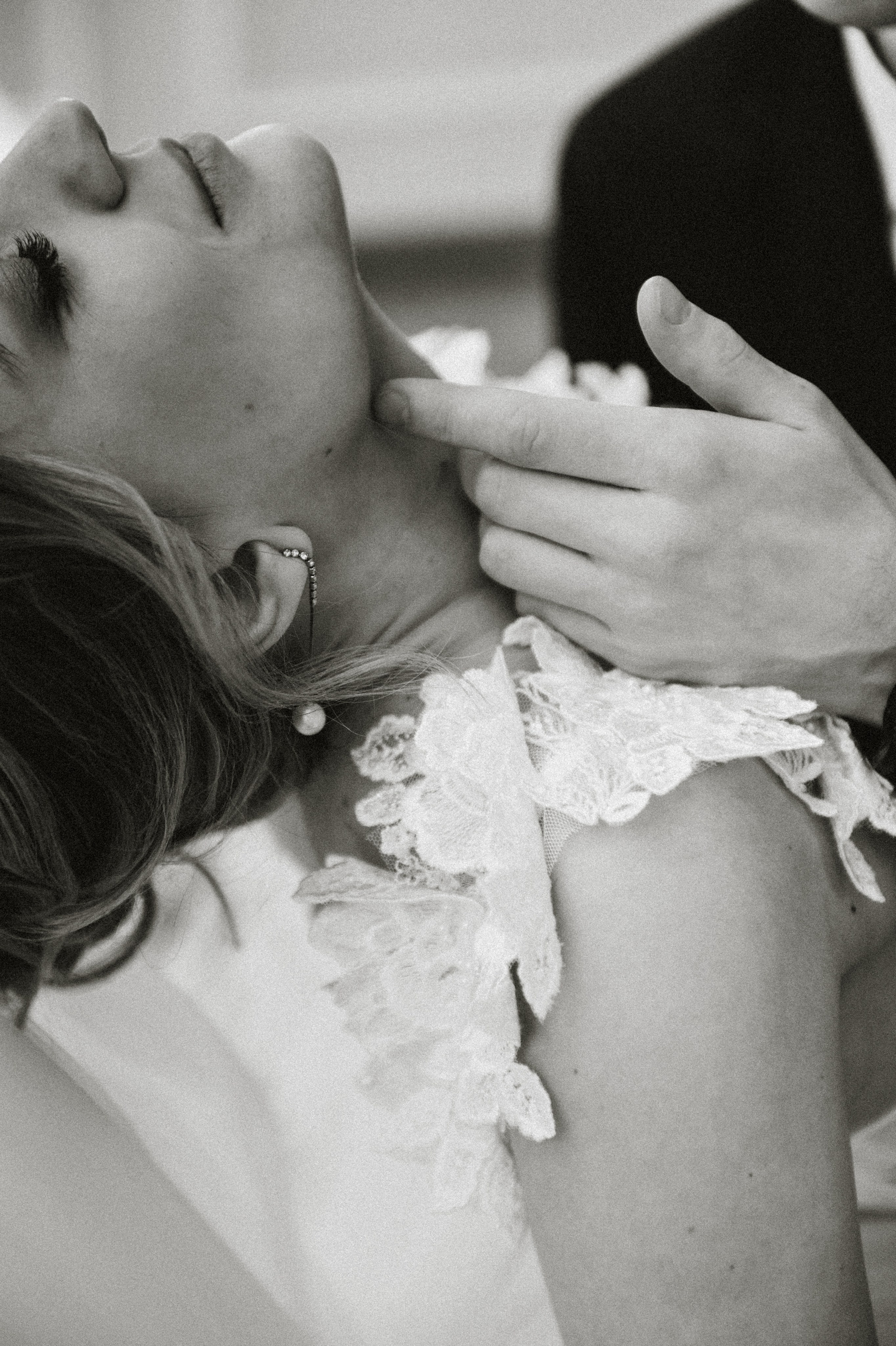 Свадебные фотографии. Фотограф в Барнауле Дарья Бутурлакина. Люби.Цени.Касайся