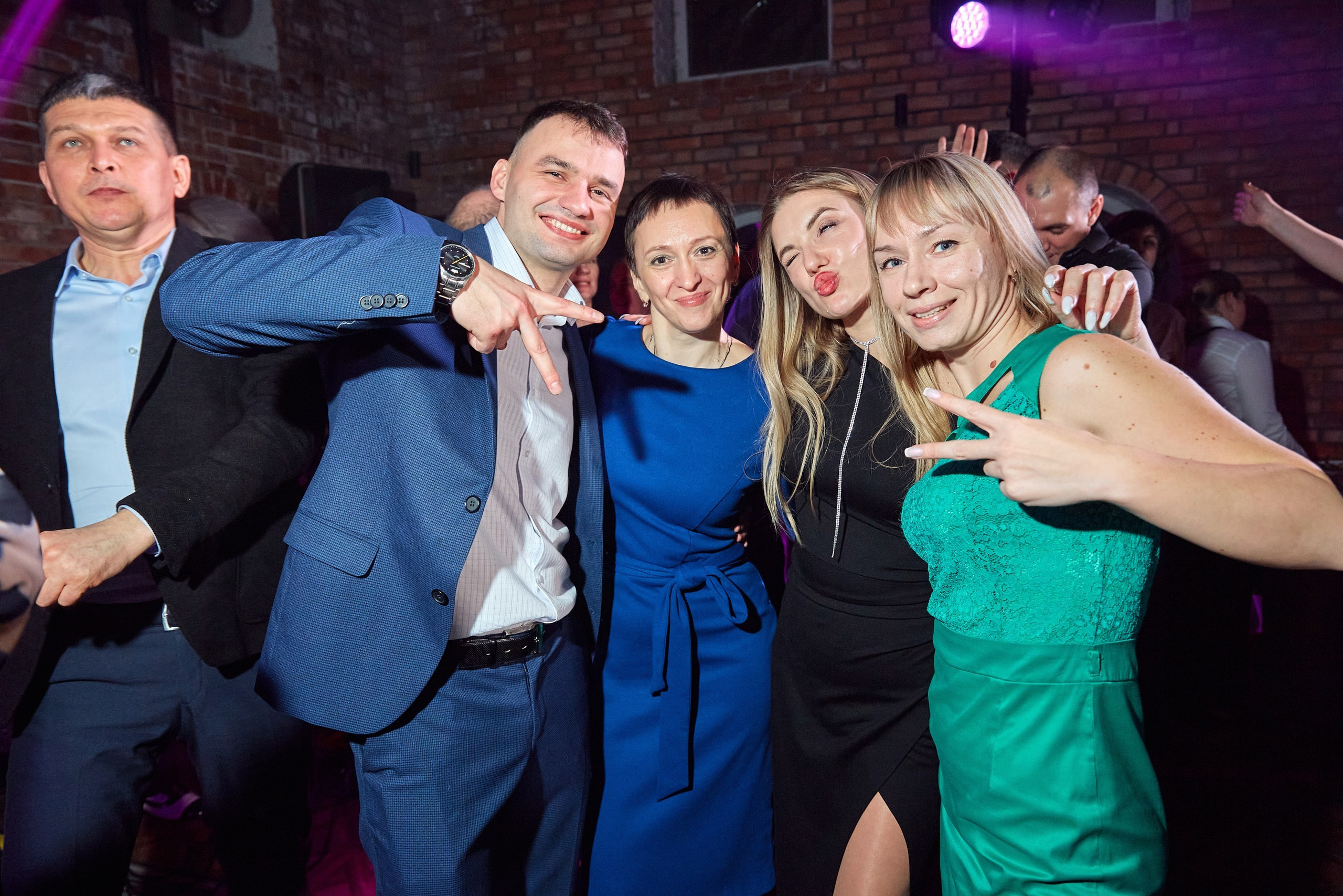 Компания Clarity / Пространство HIDE. Антон Артюшин, портретный фотограф. Москва