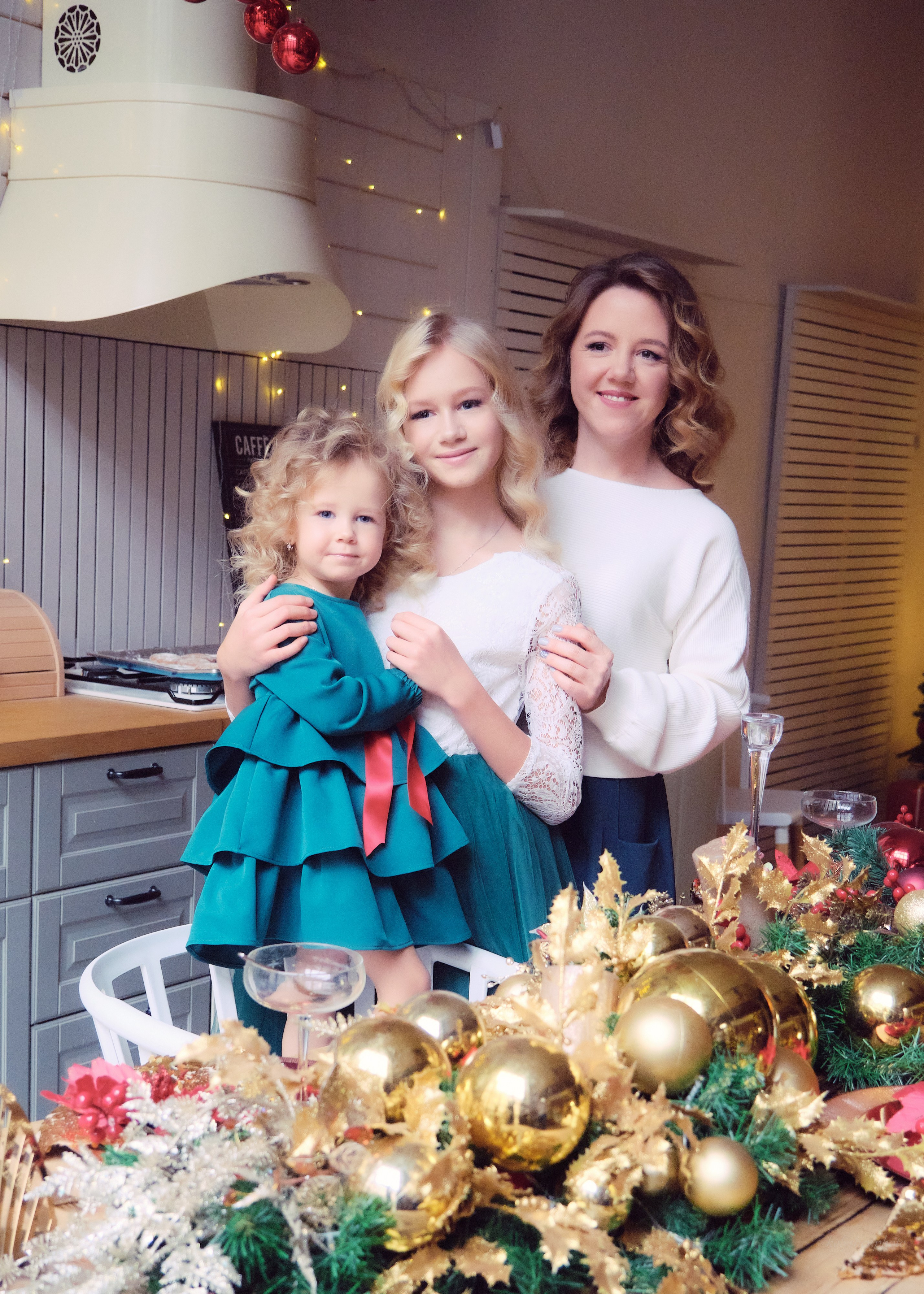 Семейный фотограф для новогодней фотосессии в Люберцах