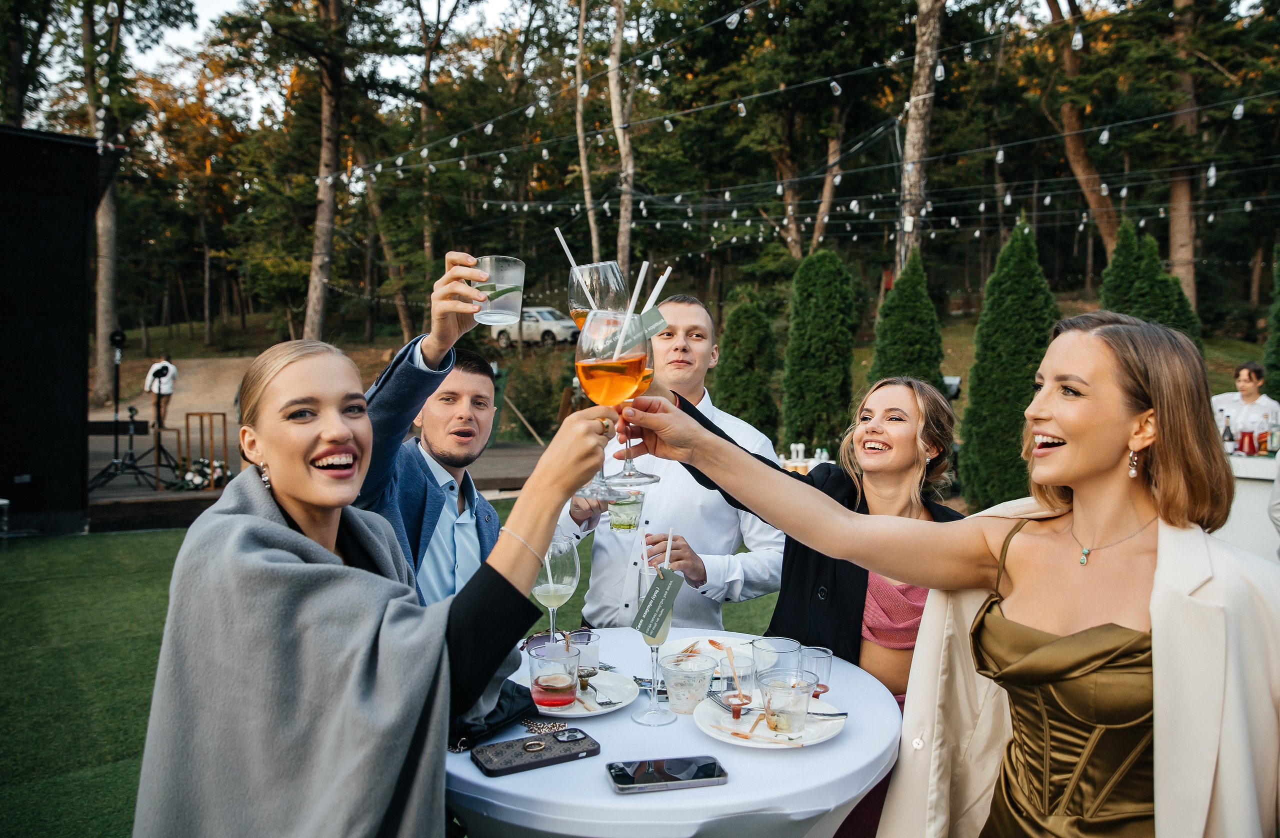 Свадьба на открытом воздухе. Свадебный и семейный фотограф в Москве Олеся Подколзина