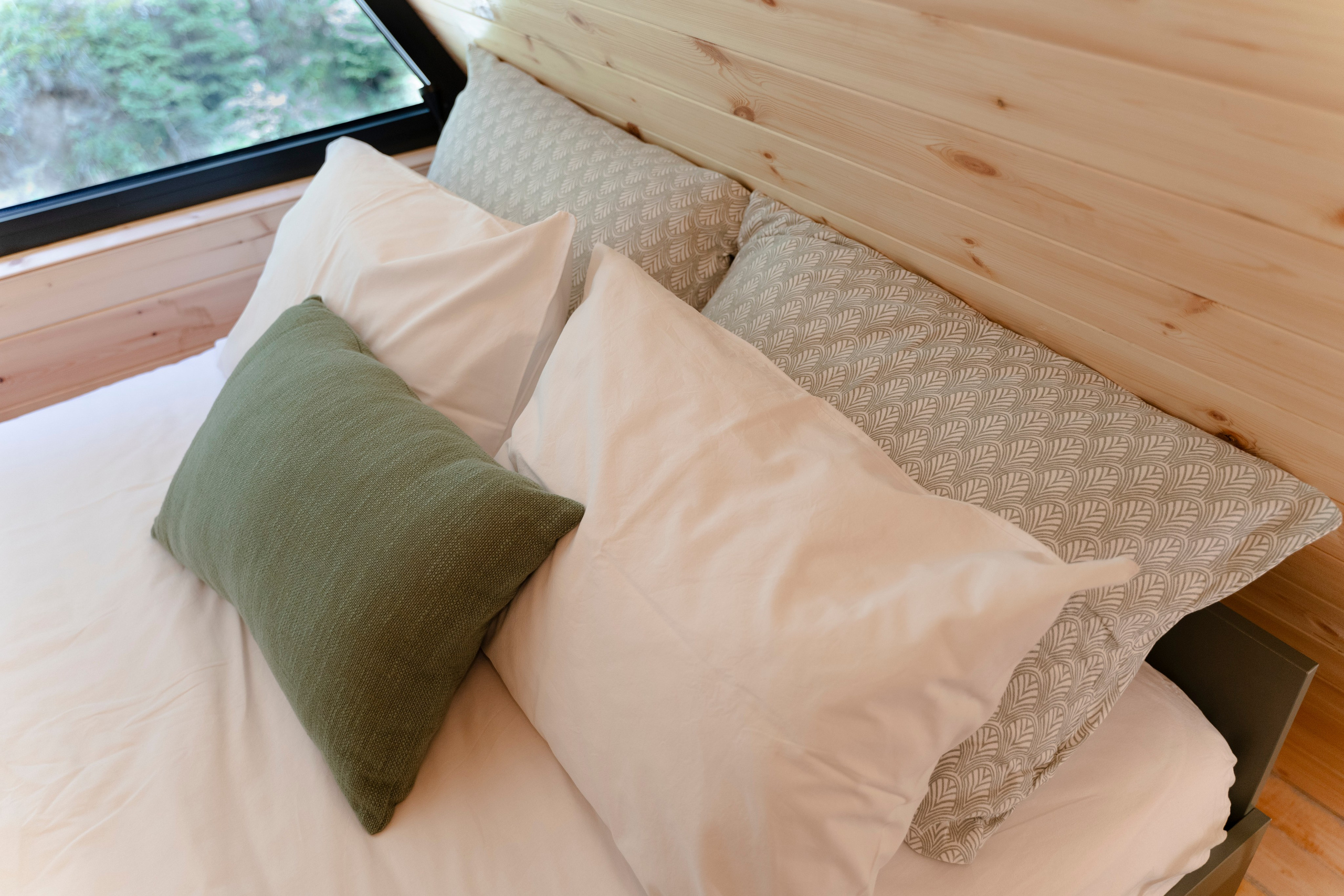 Viktorija Chalet. Photographer Liana Sudets Serbia Kopaonik Brzece Brus