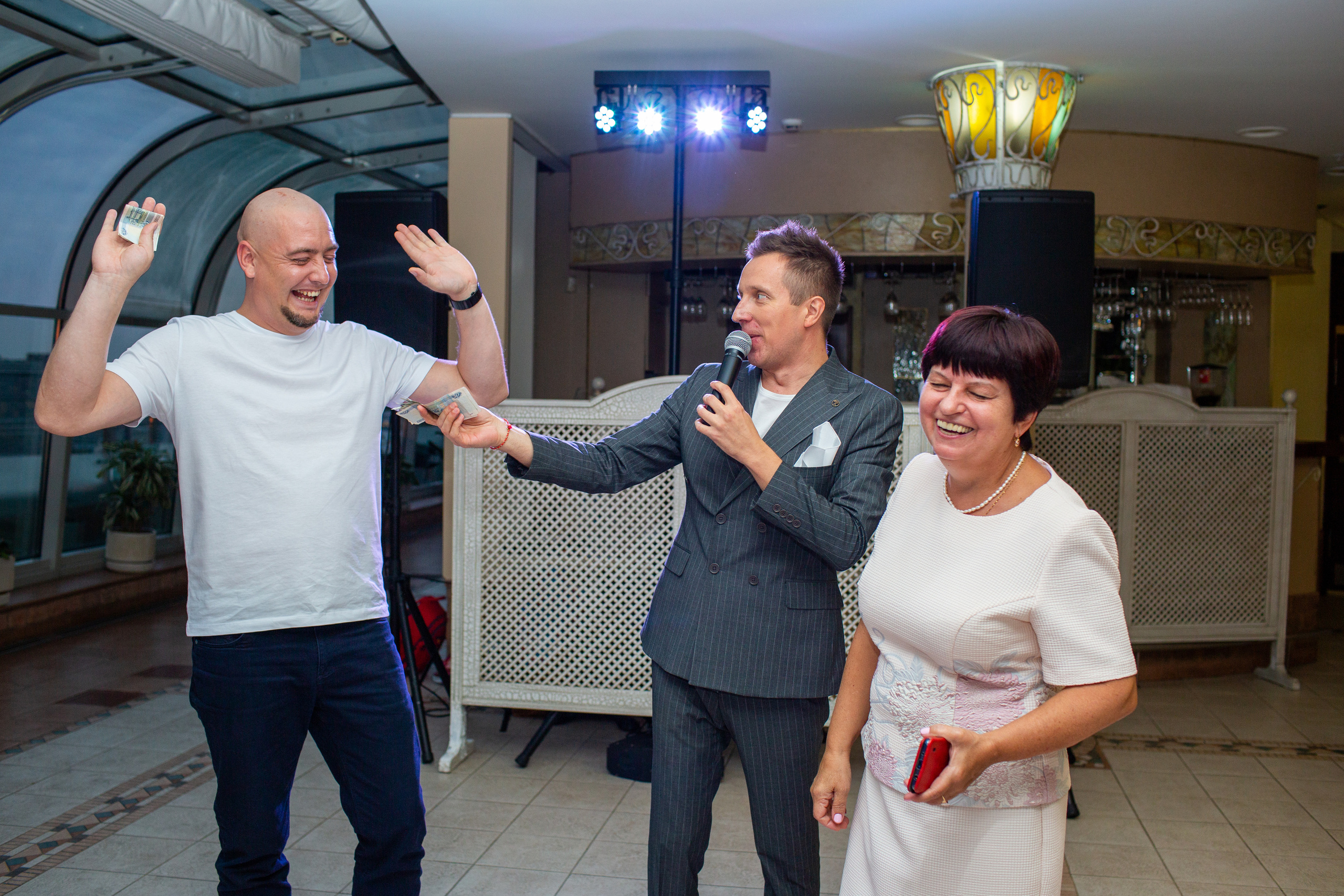 Рома и Катя. Ведущий на свадьбу в Москве Зубков Алексей