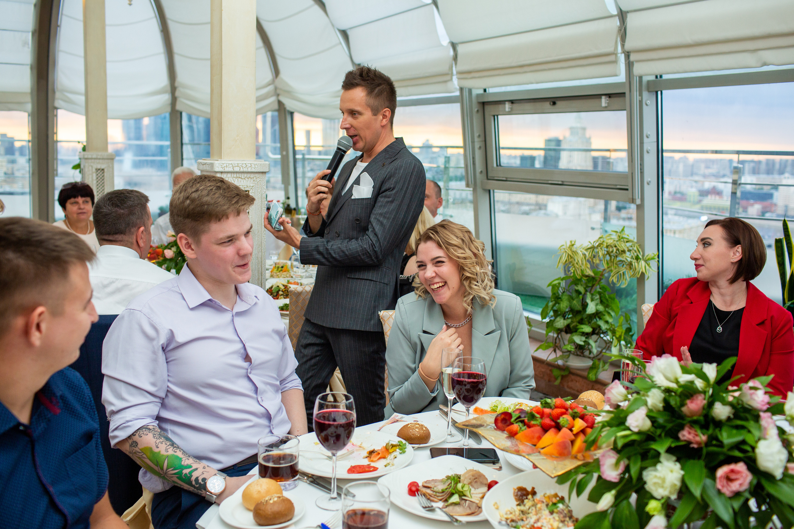 Рома и Катя. Ведущий на свадьбу в Москве Зубков Алексей