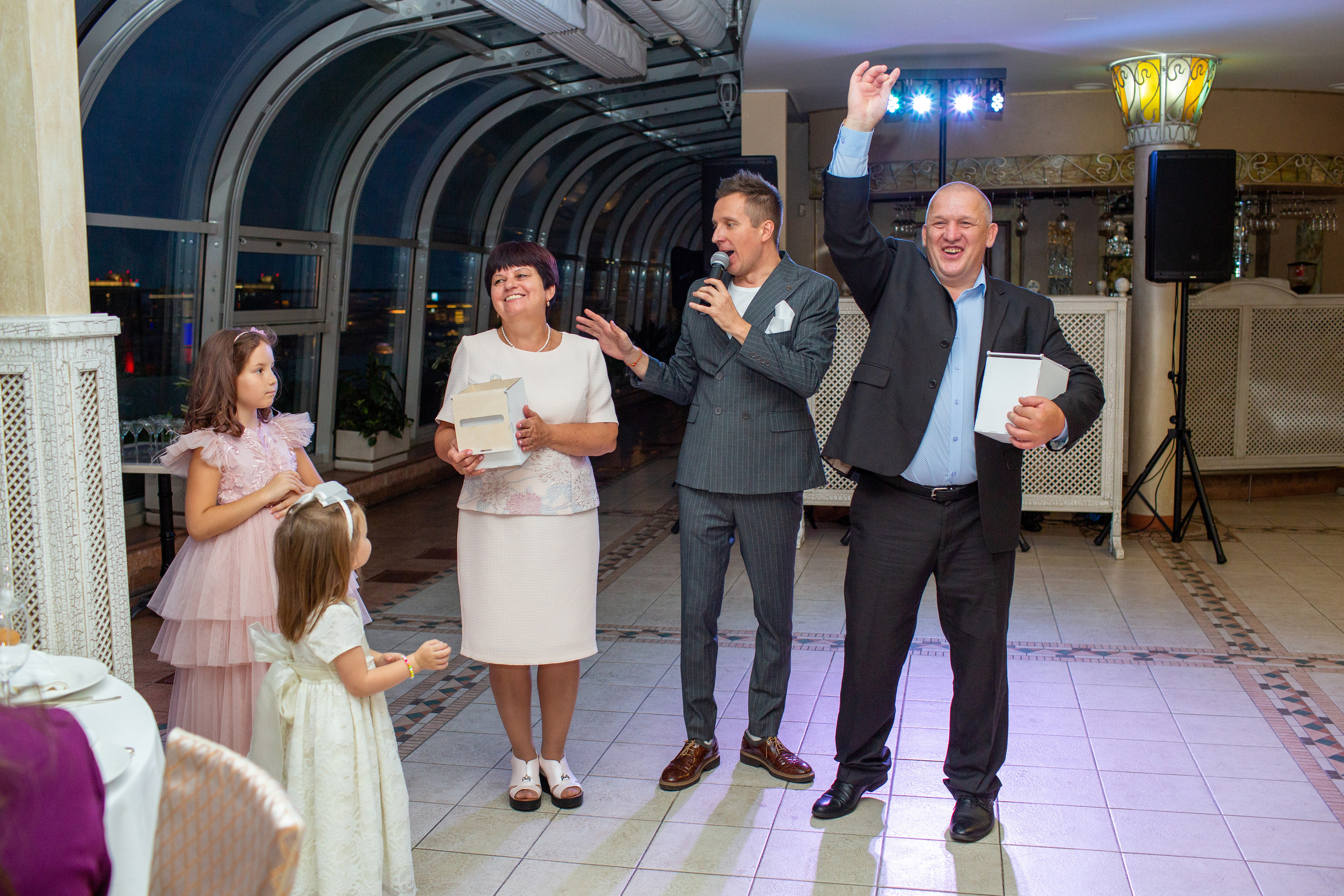 Рома и Катя. Ведущий на свадьбу в Москве Зубков Алексей