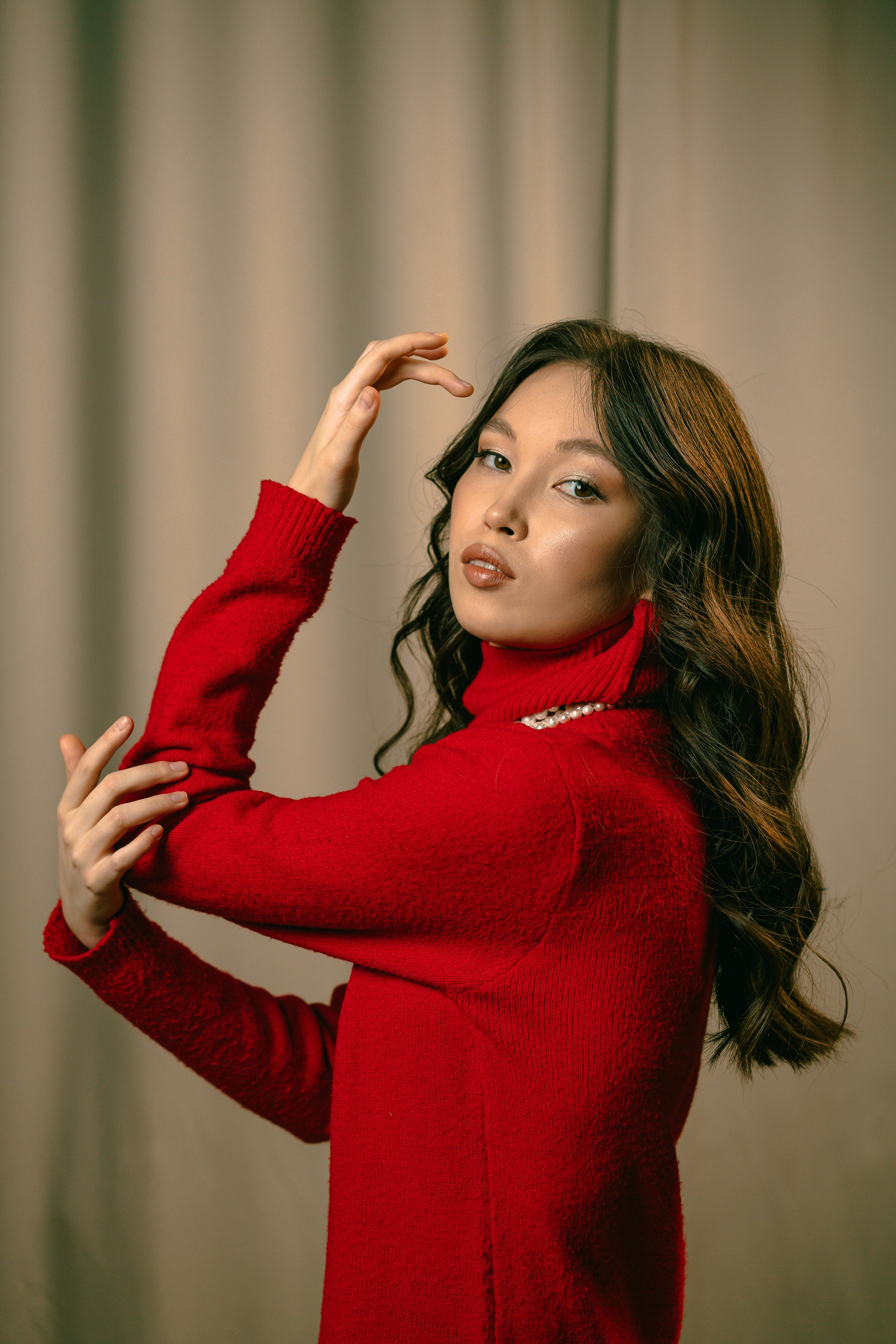 Женский портрет в Белграде, женский портрет в Нови Саде, Белград, Нови Сад, нежный, профессинальный, 2024, 2025, trendy, stylish, Female portrait Belgrade, Female portrait Novi Sad, photographer Novi Sad, studio, студийный