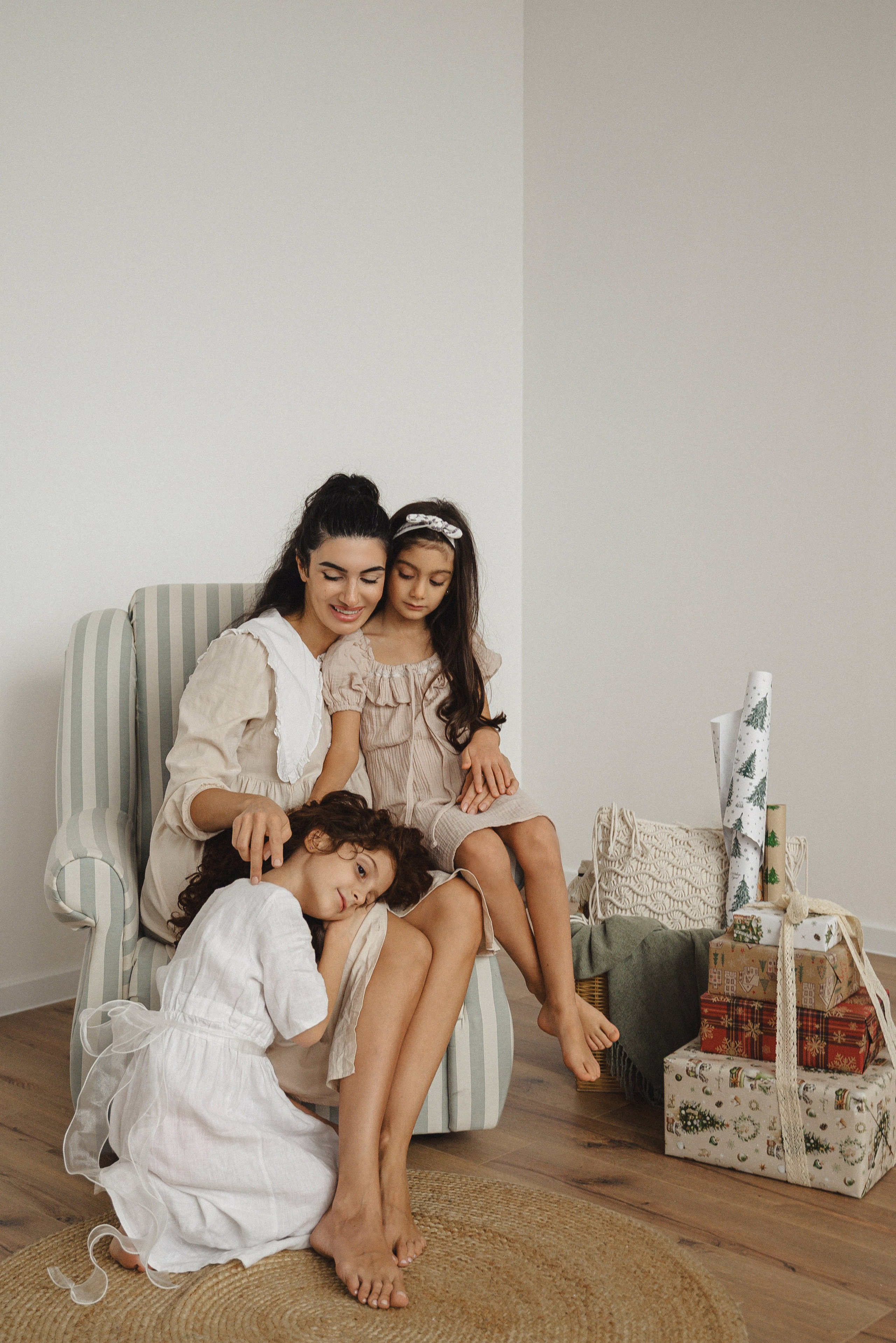 Новогоднее настроение девчонок. Свадебный и портретный фотограф в Минске Наташа Каракулова