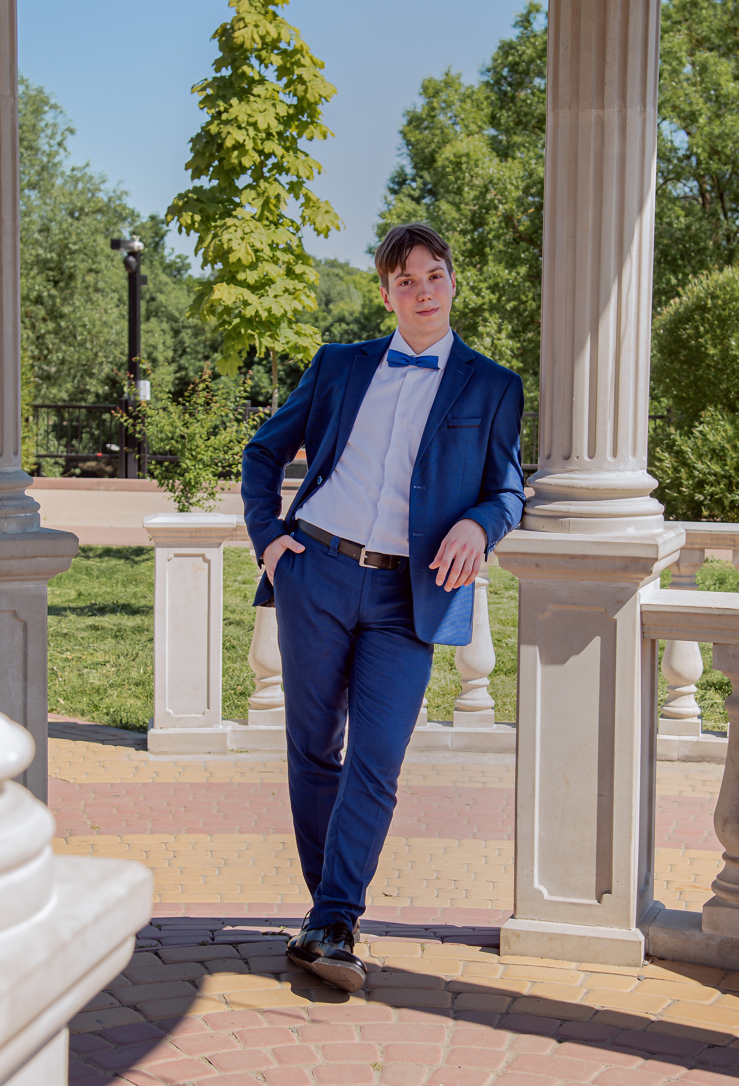 Денис и Евгения. Вера Гарусина