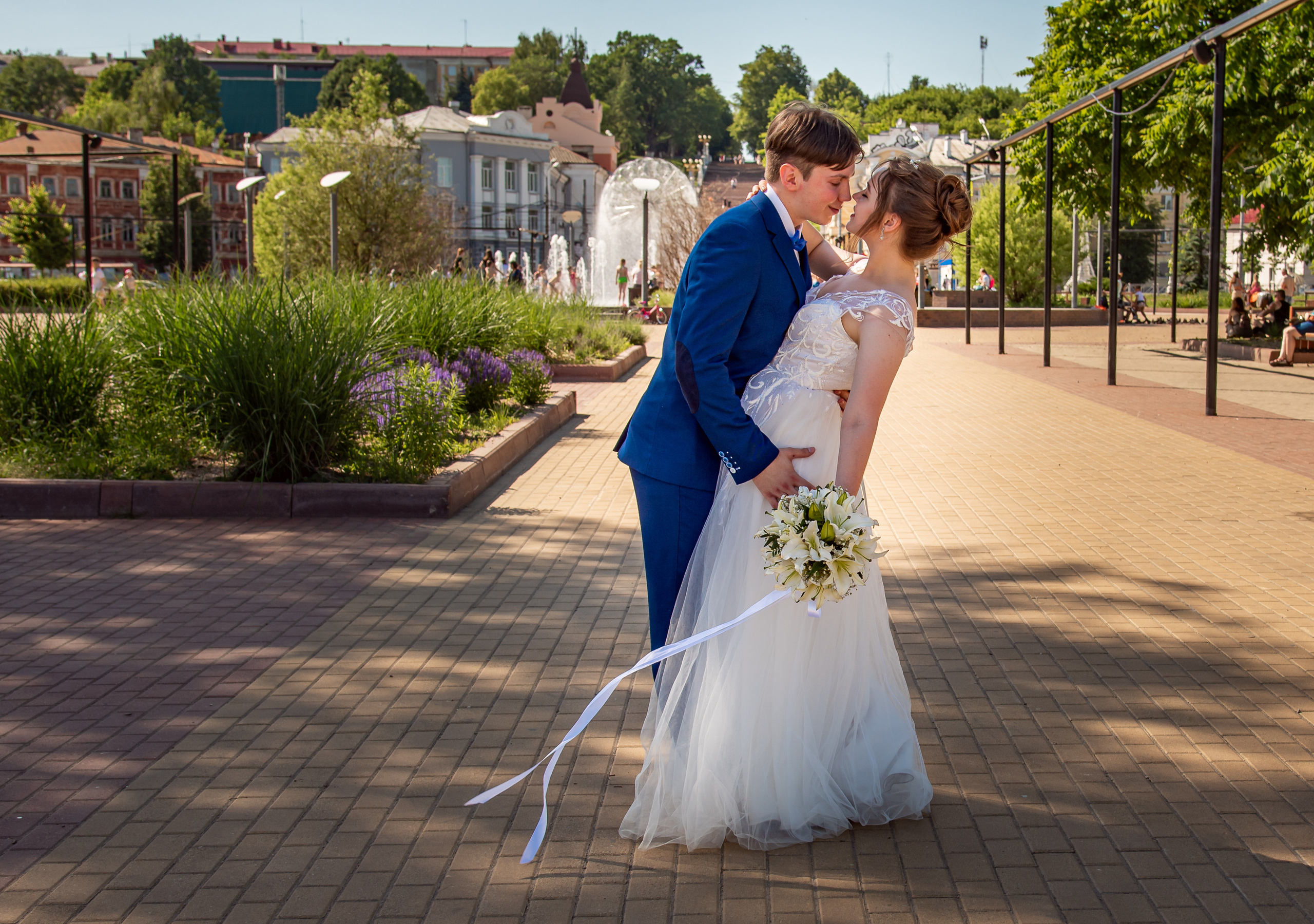 Денис и Евгения. Вера Гарусина