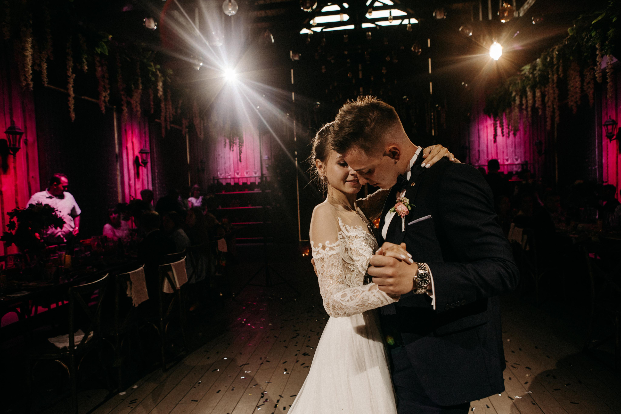 По хот-догу и на роспись :). Свадебный и семейный фотограф в Санкт-Петербурге и Москве