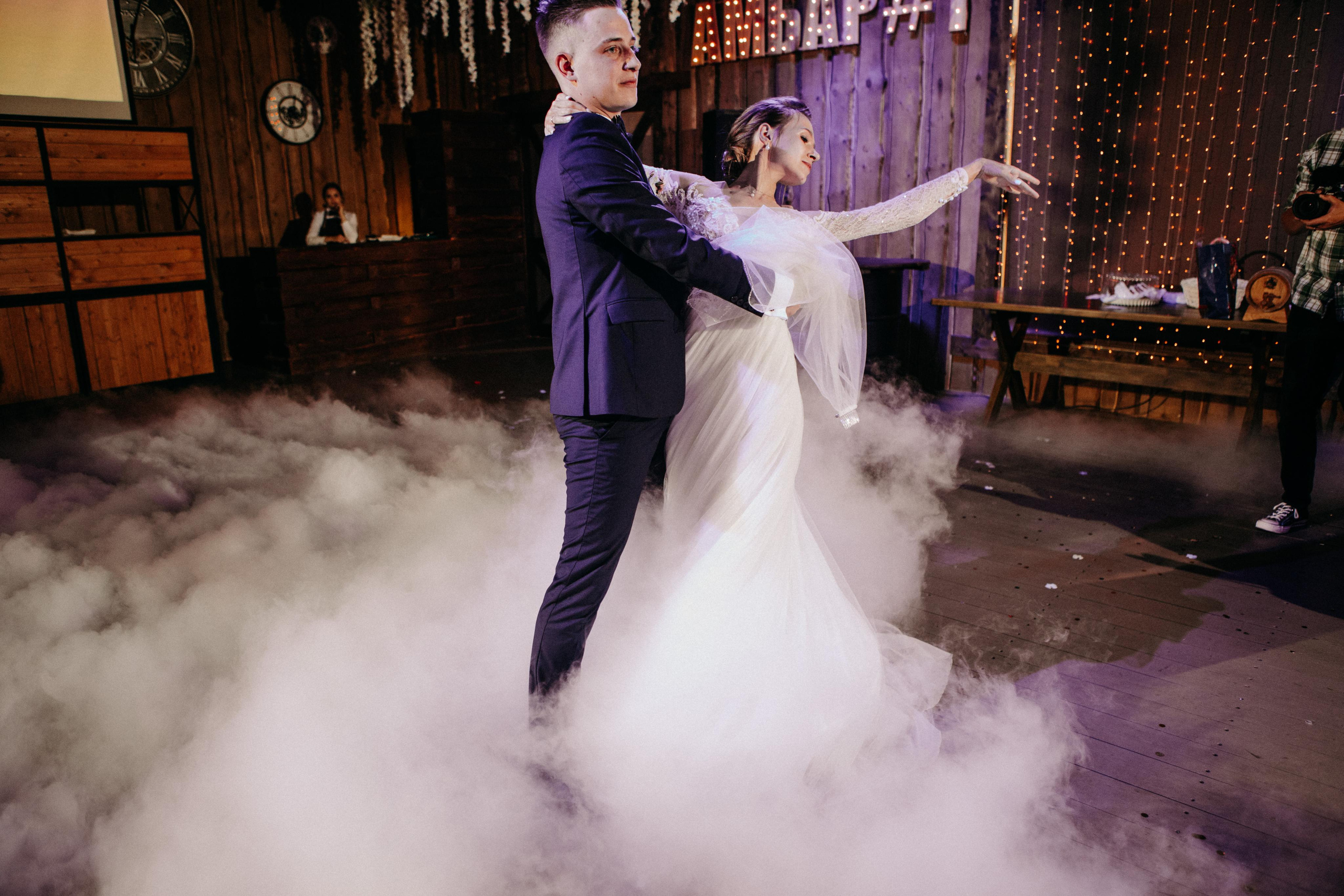 По хот-догу и на роспись :). Свадебный и семейный фотограф в Санкт-Петербурге и Москве