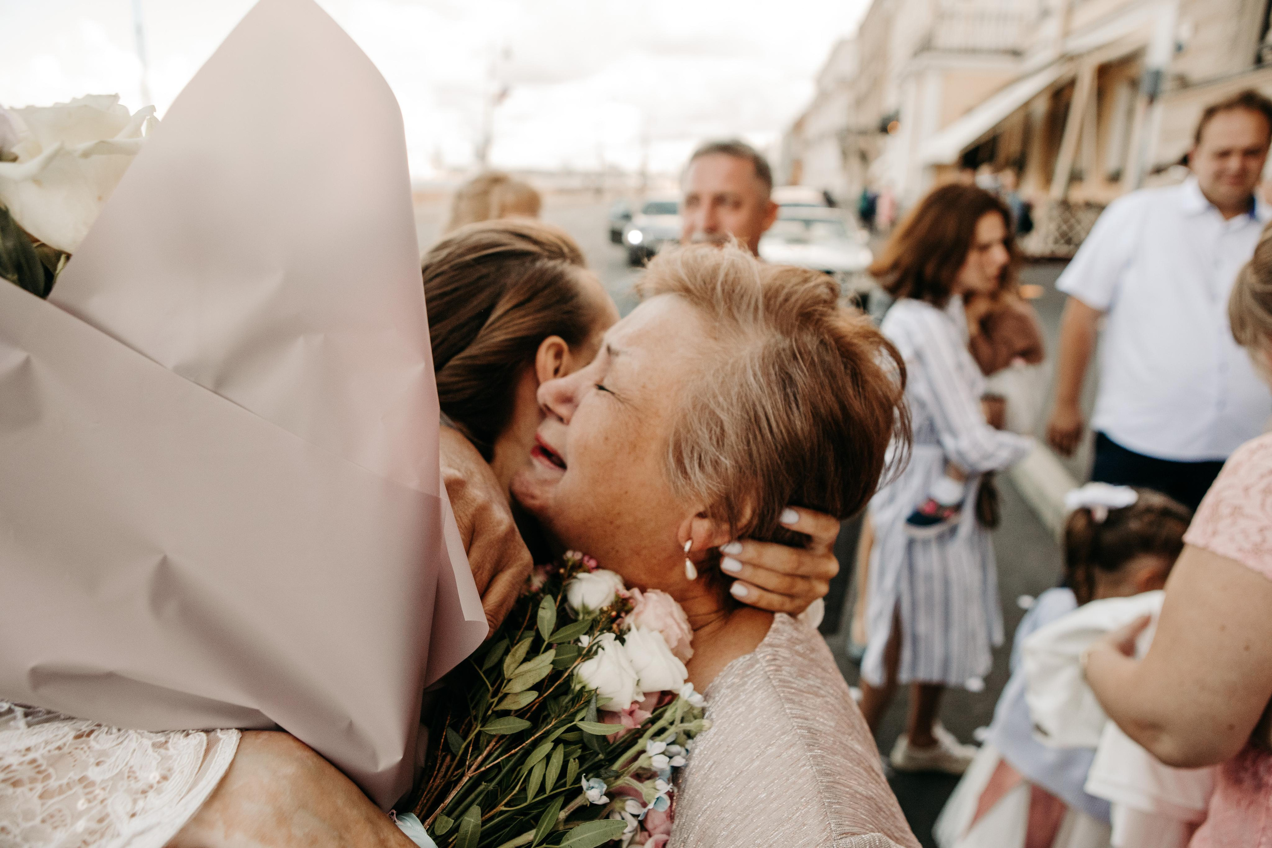 По хот-догу и на роспись :). Свадебный и семейный фотограф в Санкт-Петербурге и Москве