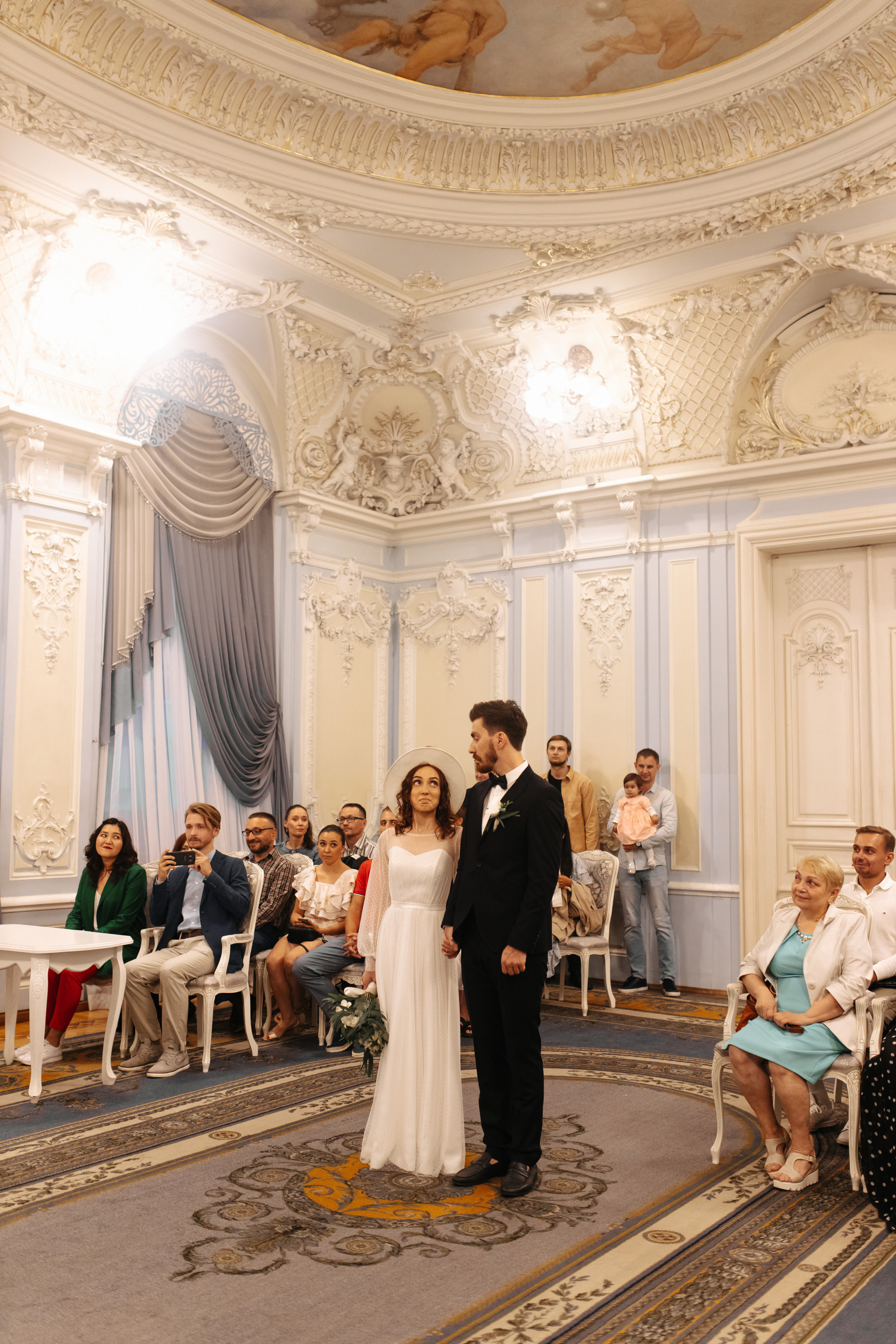 Ночь, улица, фонарь, газелька!. Свадебный и семейный фотограф в Санкт-Петербурге и Москве