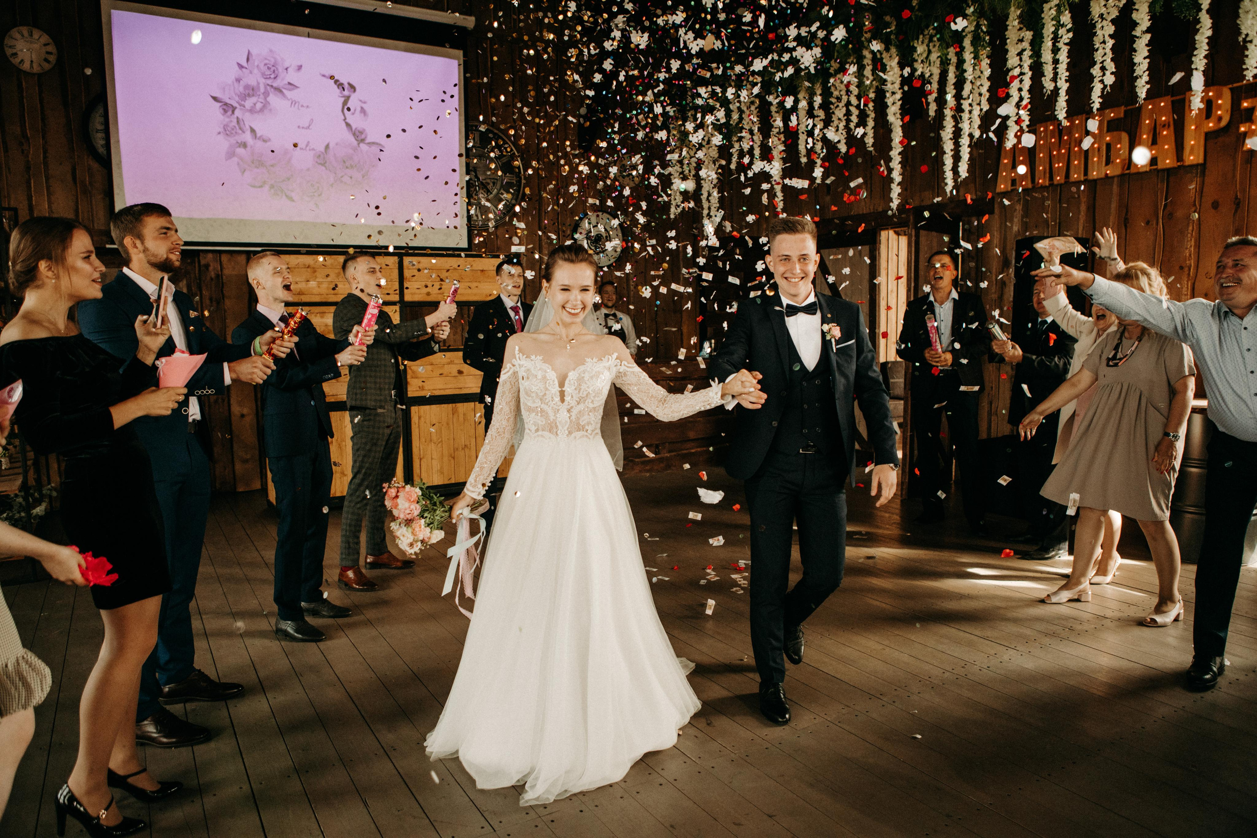 По хот-догу и на роспись :). Свадебный и семейный фотограф в Санкт-Петербурге и Москве