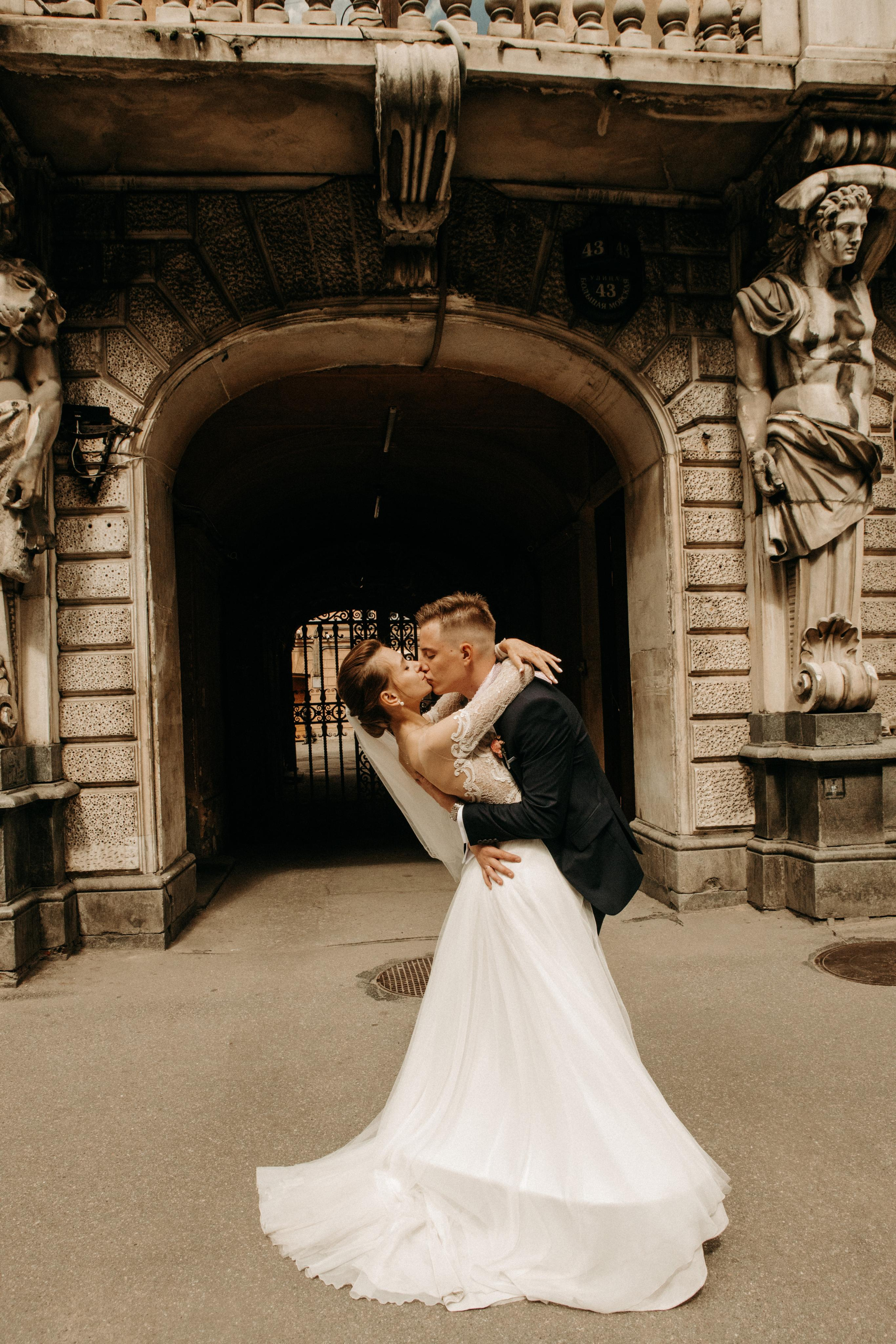 По хот-догу и на роспись :). Свадебный и семейный фотограф в Санкт-Петербурге и Москве