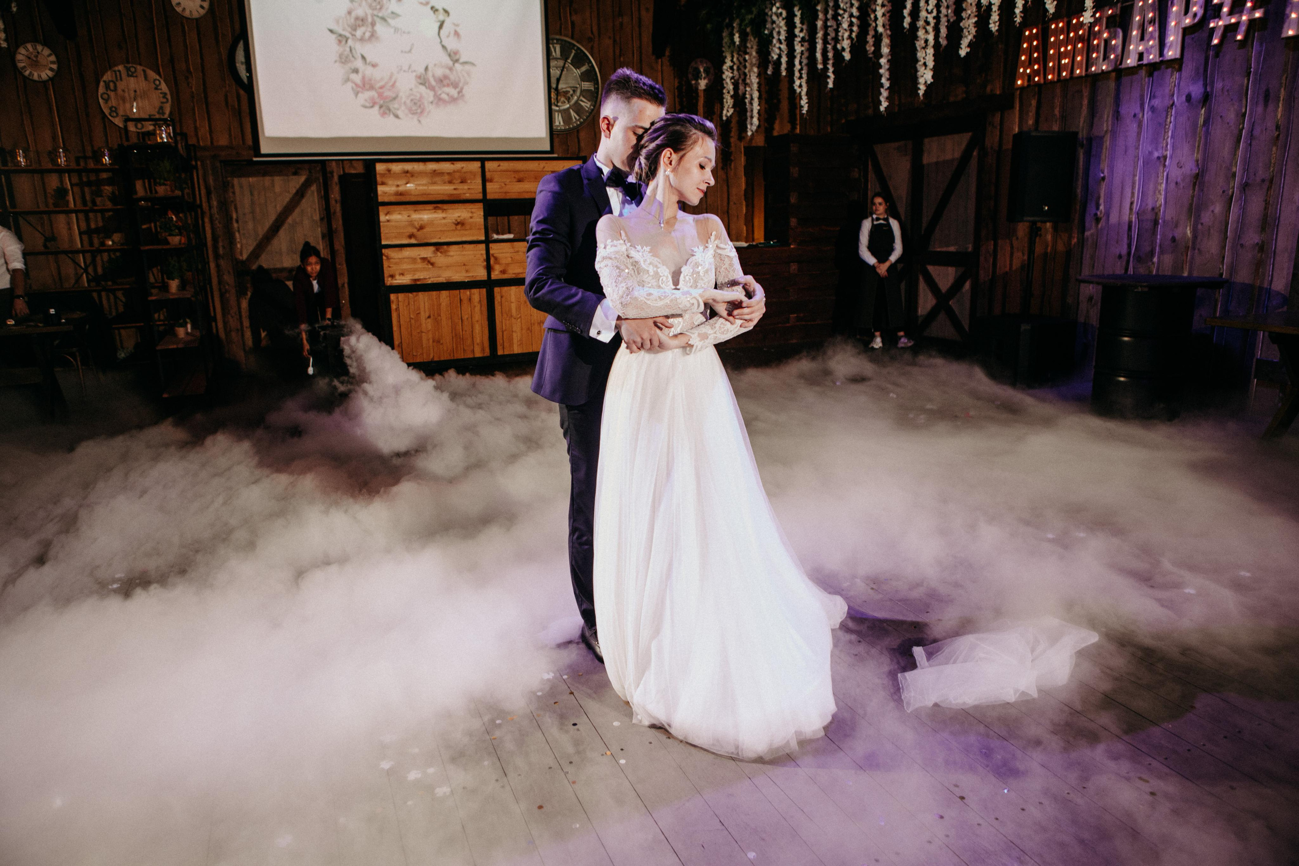 По хот-догу и на роспись :). Свадебный и семейный фотограф в Санкт-Петербурге и Москве