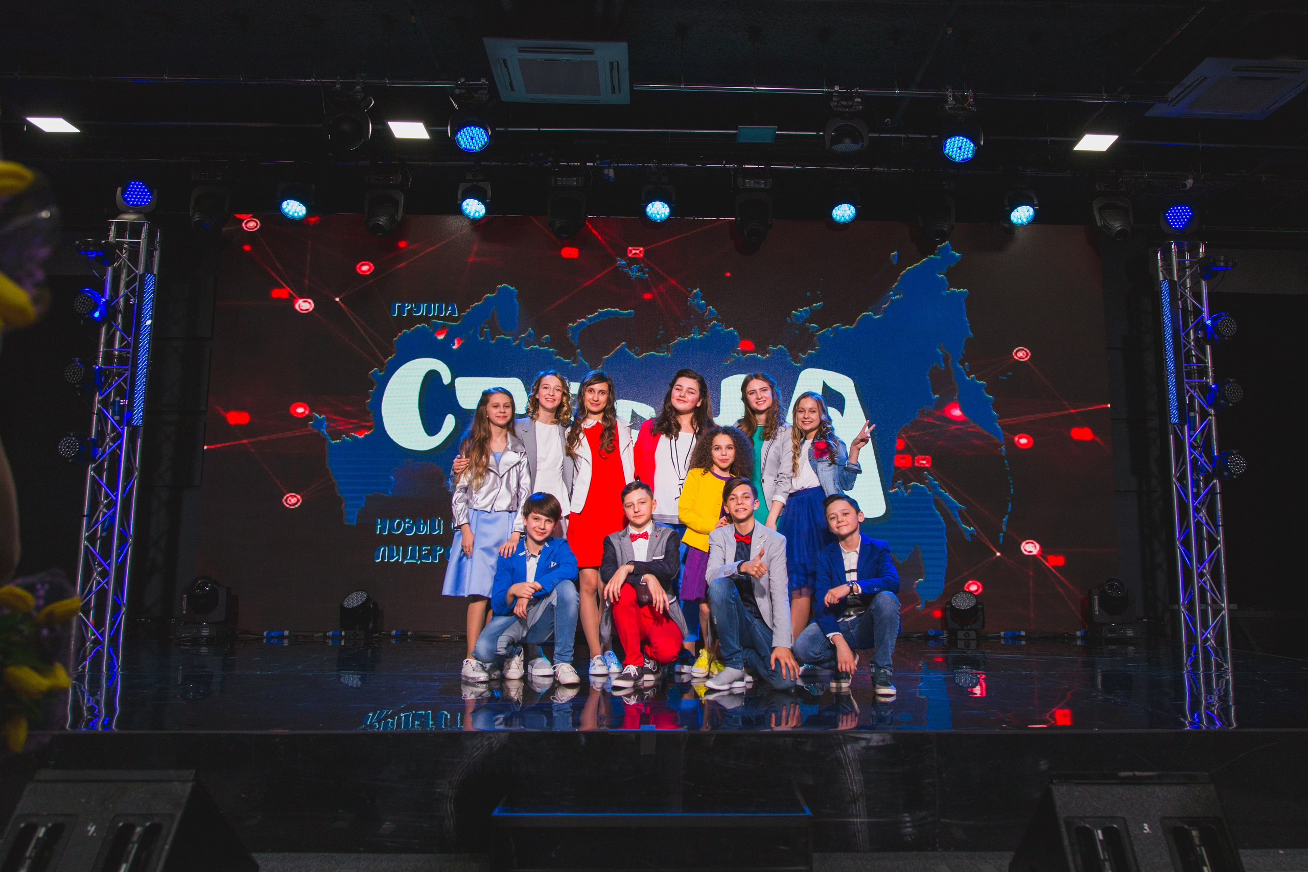 О2ТВ группа СТРАНА. Видеооператор/Фотограф Николай Завьялов