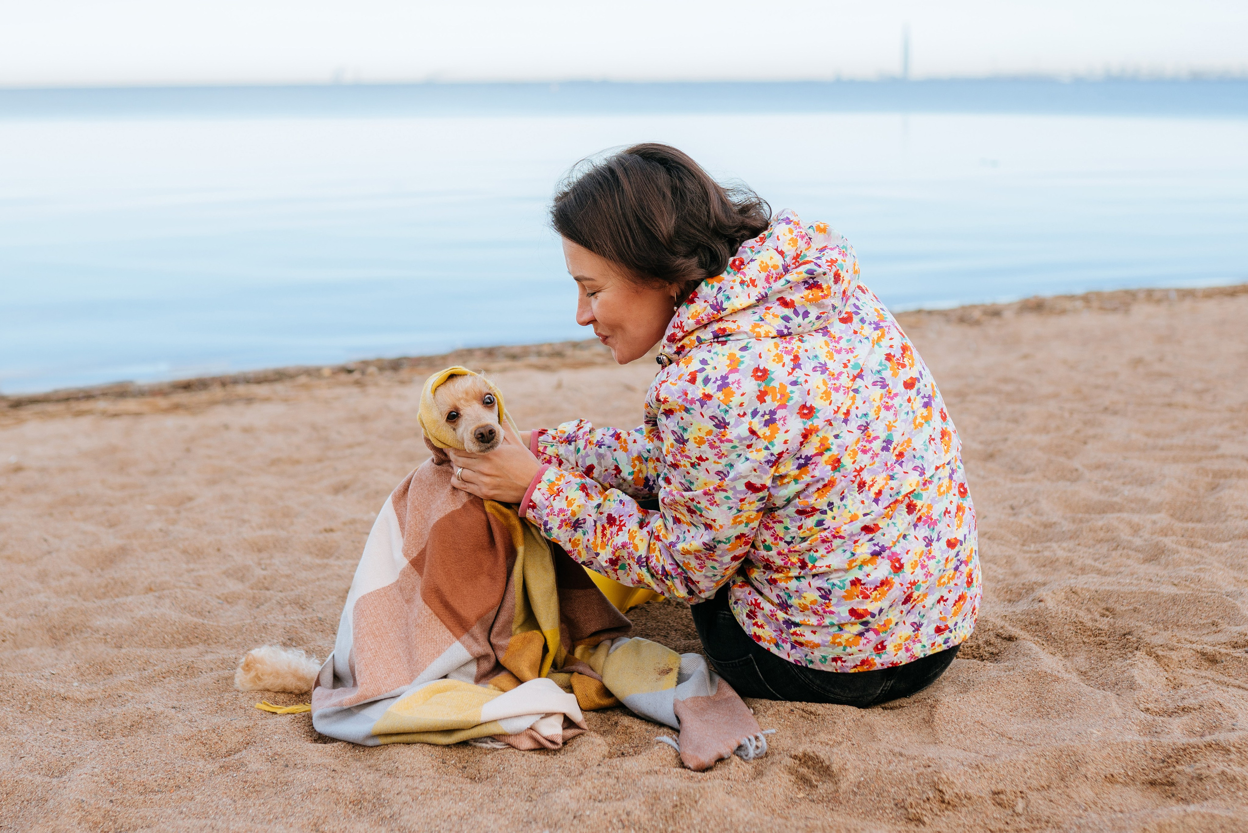 Фотосессия с собакой на пляже. Фотограф анималист в Спб недорого Олеся Майорова