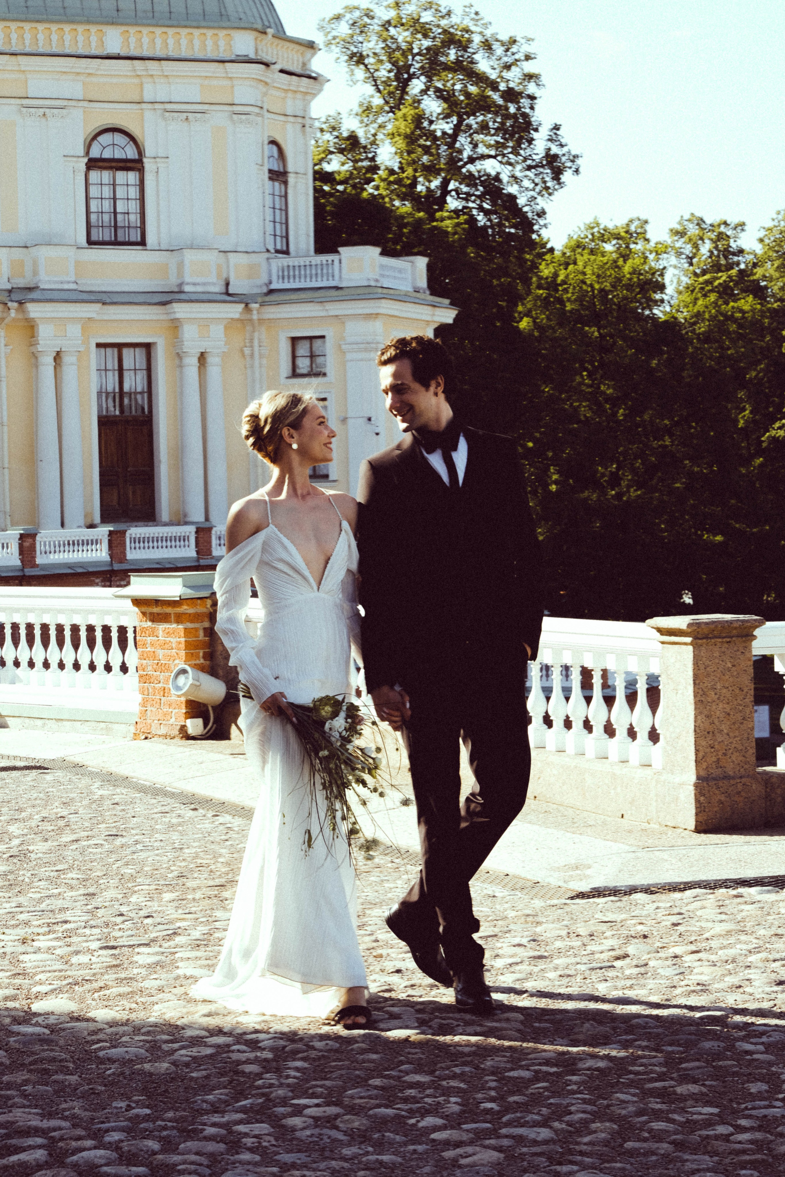 СВАДЕБНАЯ СЬЕМКА В ПАРКЕ ОРАНИЕНБАУМ. Профессиональный фотограф, Санкт-Петербург — Виктория Богомолова