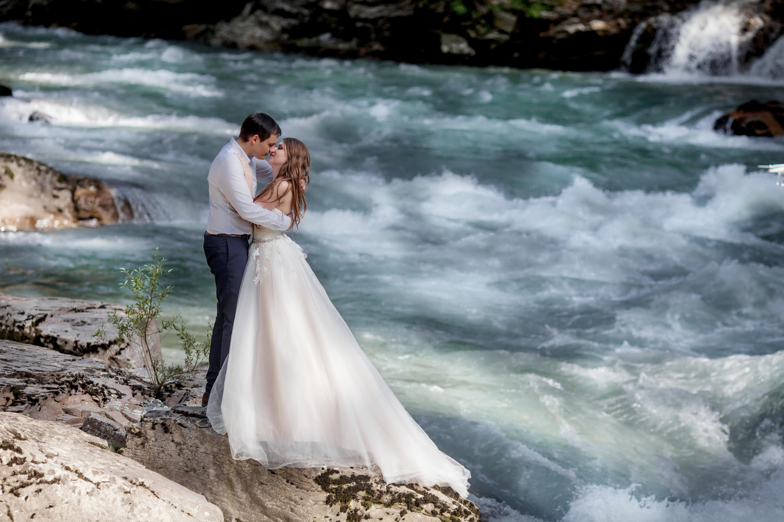 Слава и Рита прогулка в горах. Свадебный и семейный фотограф в Краснодаре